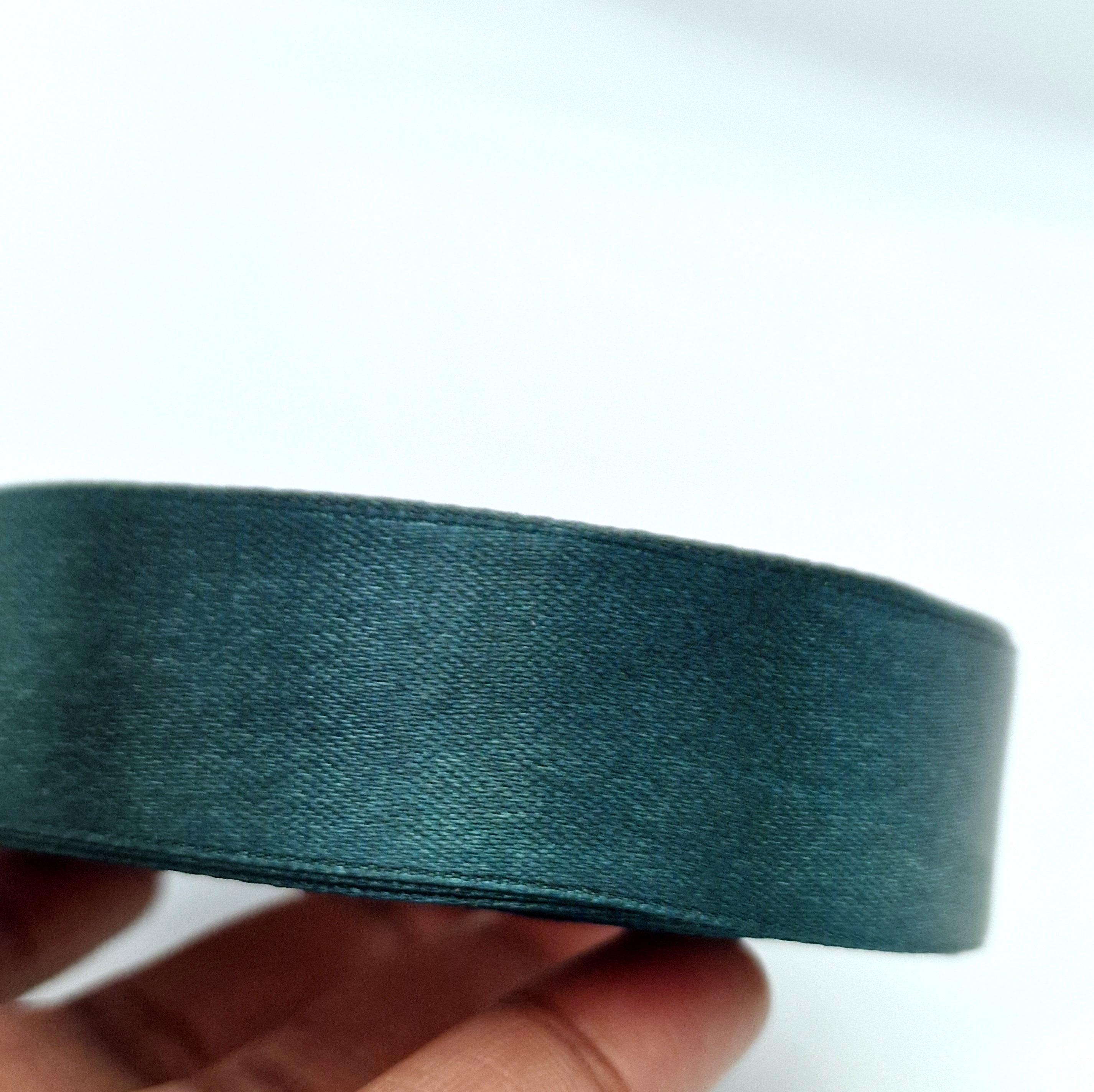MajorCrafts 25mm 22metres Sacramento Green Single Sided Satin Fabric Ribbon Roll
