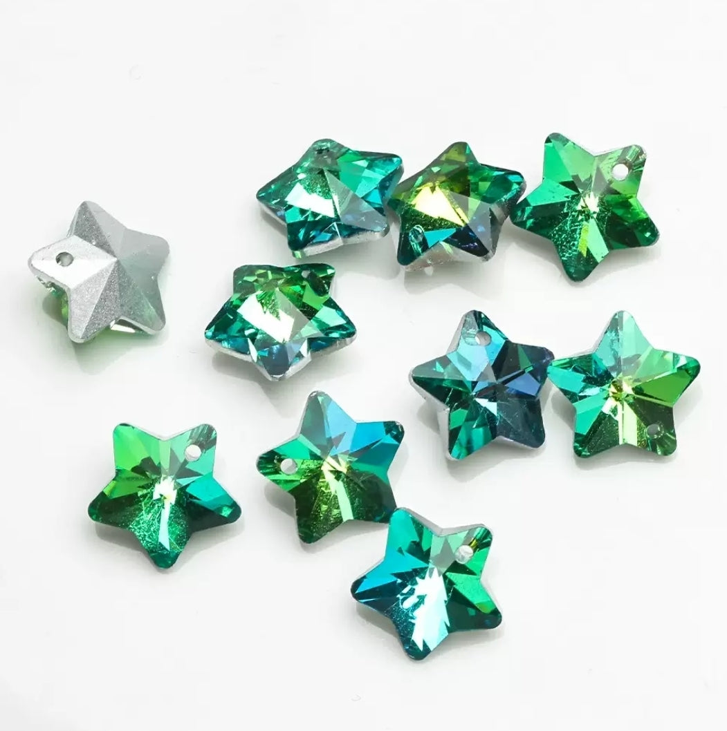 MajorCrafts 10pcs 13mm Green Star Glass Pendant Charm Beads