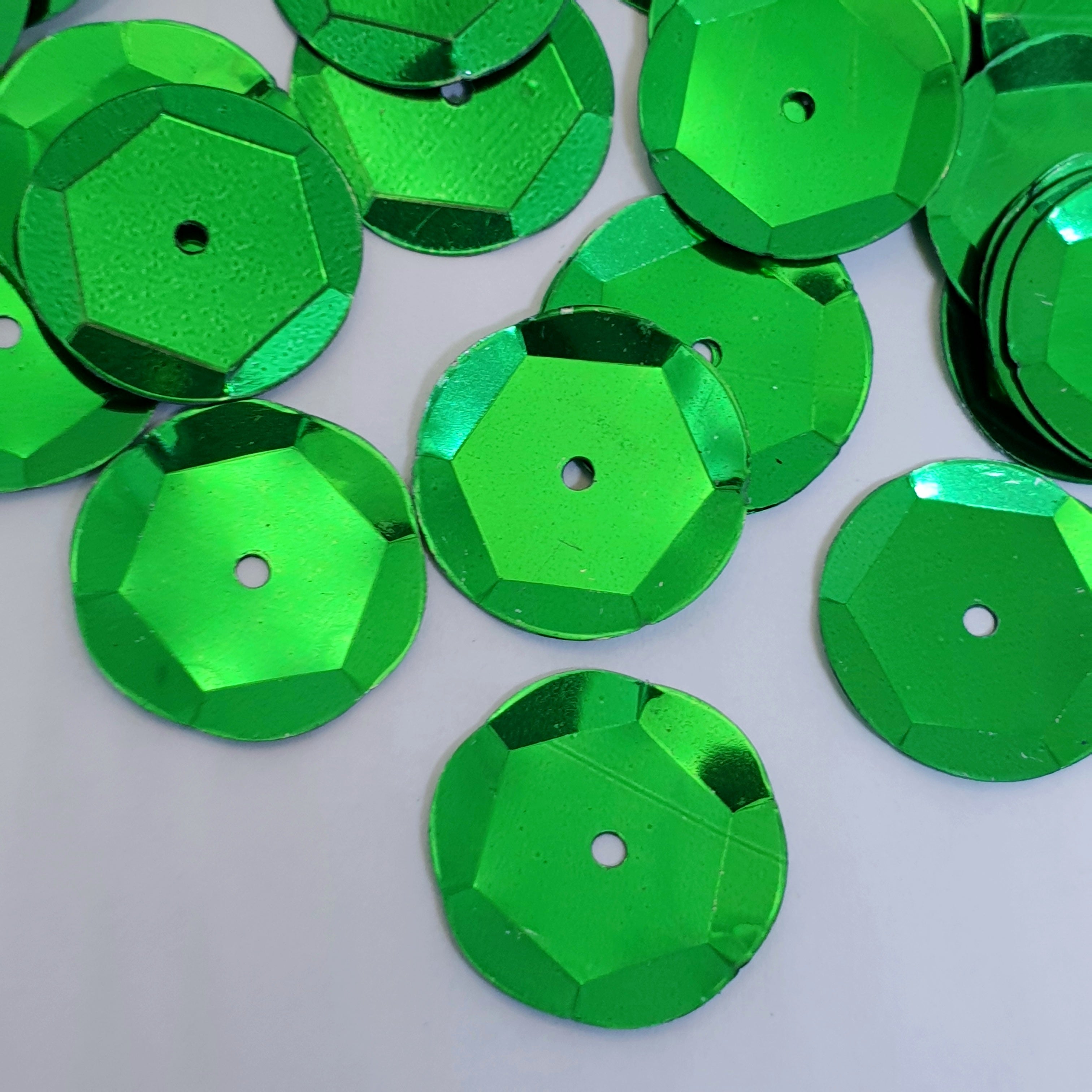 MajorCrafts 40grams 12mm Royal Green Round Sew-On Cup Sequins Q04