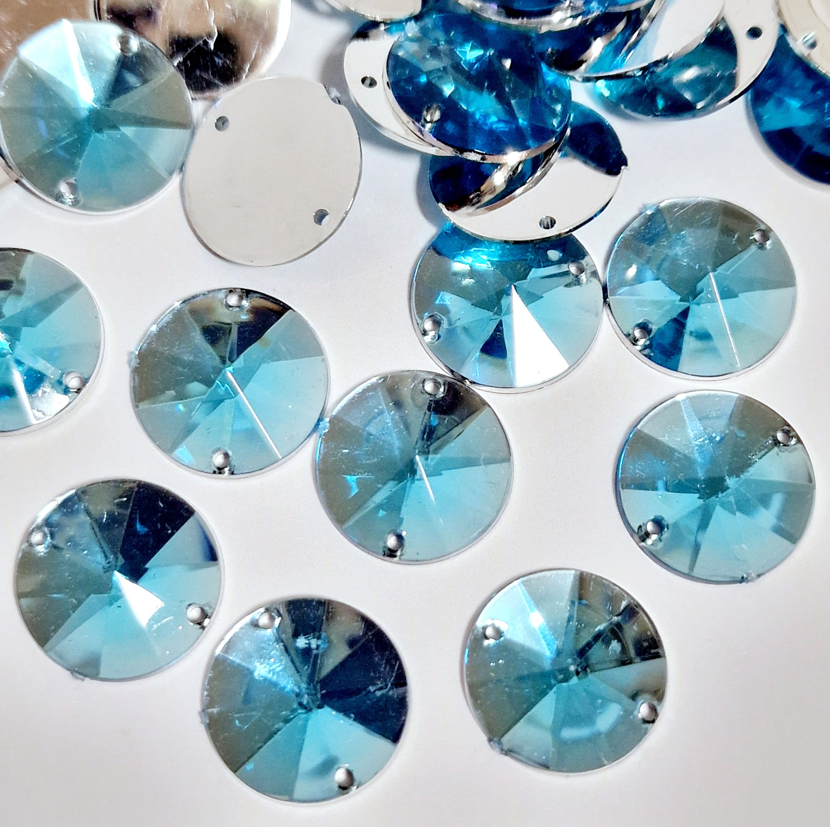 MajorCrafts 60pcs 14mm Light Blue Round Acrylic Pointed Rivoli Sewing Rhinestones