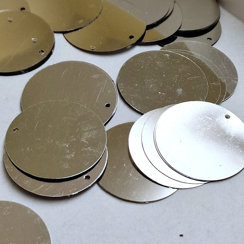 MajorCrafts 30mm 40grams 150pcs Metallic Silver Large Round PVC Sequins with 1x Hole