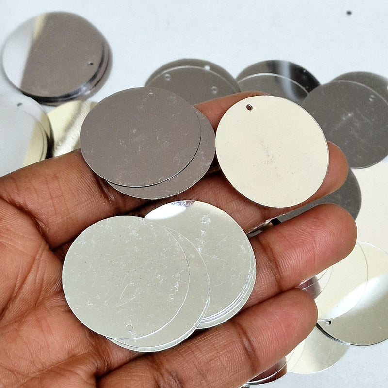 MajorCrafts 30mm 40grams 150pcs Metallic Silver Large Round PVC Sequins with 1x Hole