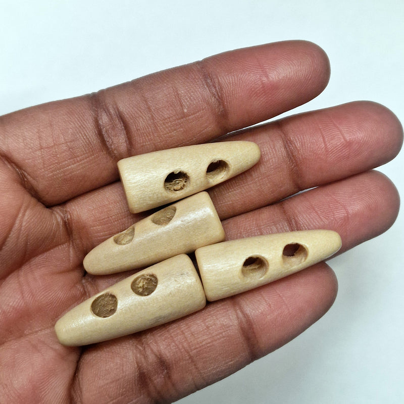 MajorCrafts 24pcs 30mm Light Brown 2 Holes Horn Shape Sewing Toggle Wood Buttons