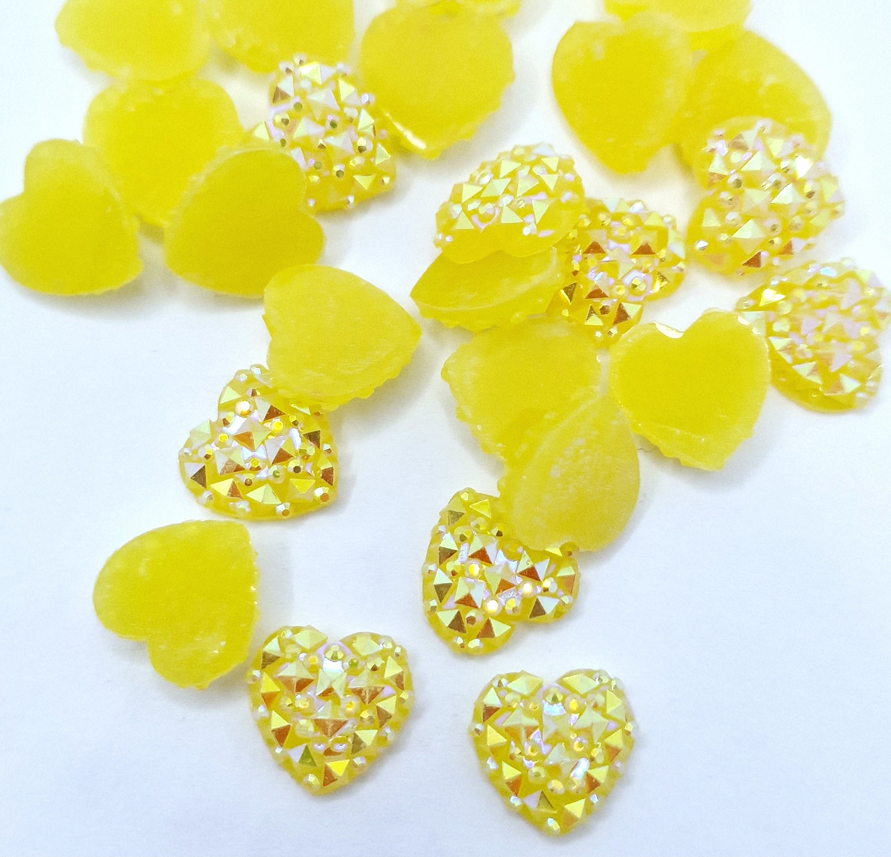 MajorCrafts 60pcs 12mm Yellow Jelly Flat Back AB Heart Multi-Facets Resin Rhinestones