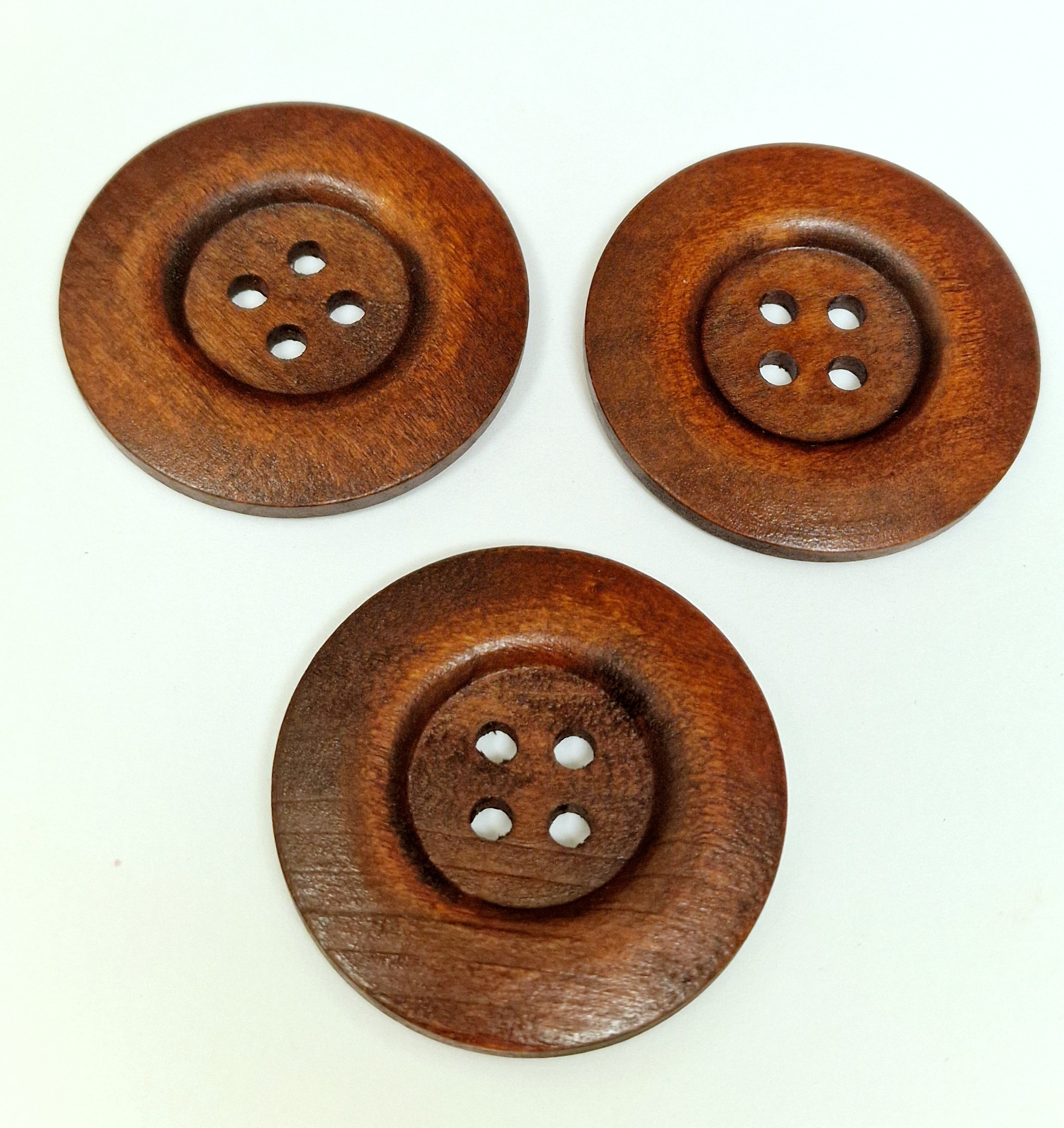 MajorCrafts 12pcs 40mm Chestnut Brown Round 4 Holes Large Wood Sewing Buttons