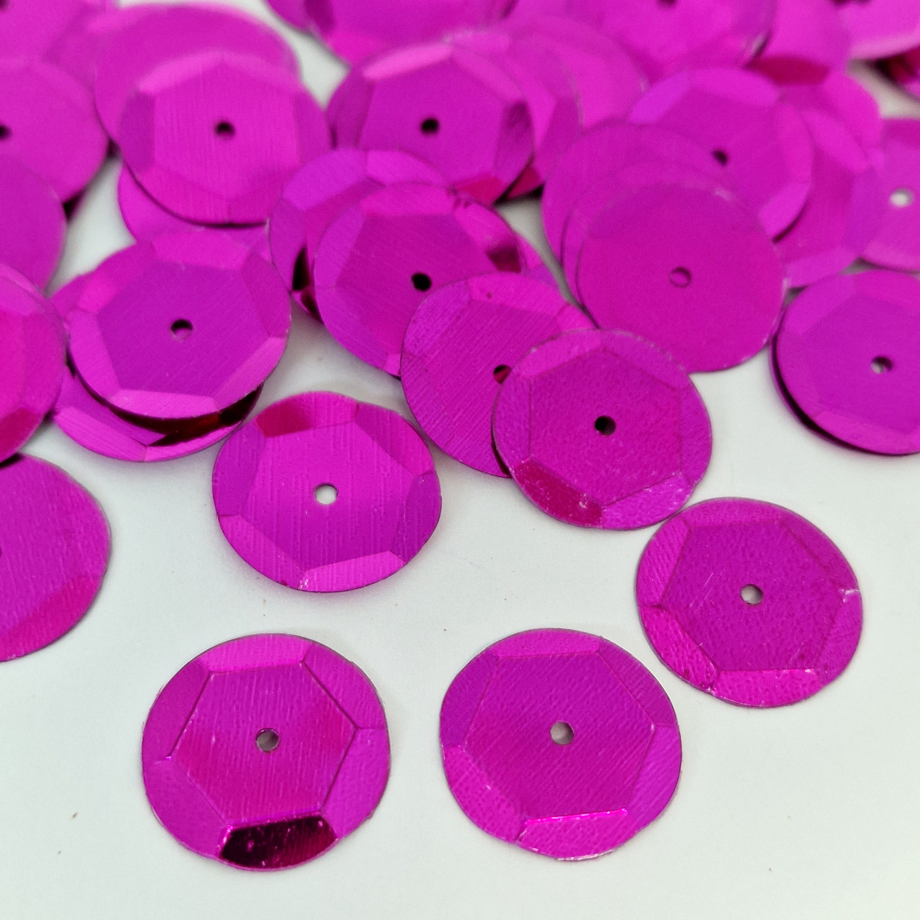 MajorCrafts 40grams 12mm Dark Pink Round Sew-On Cup Sequins Q08