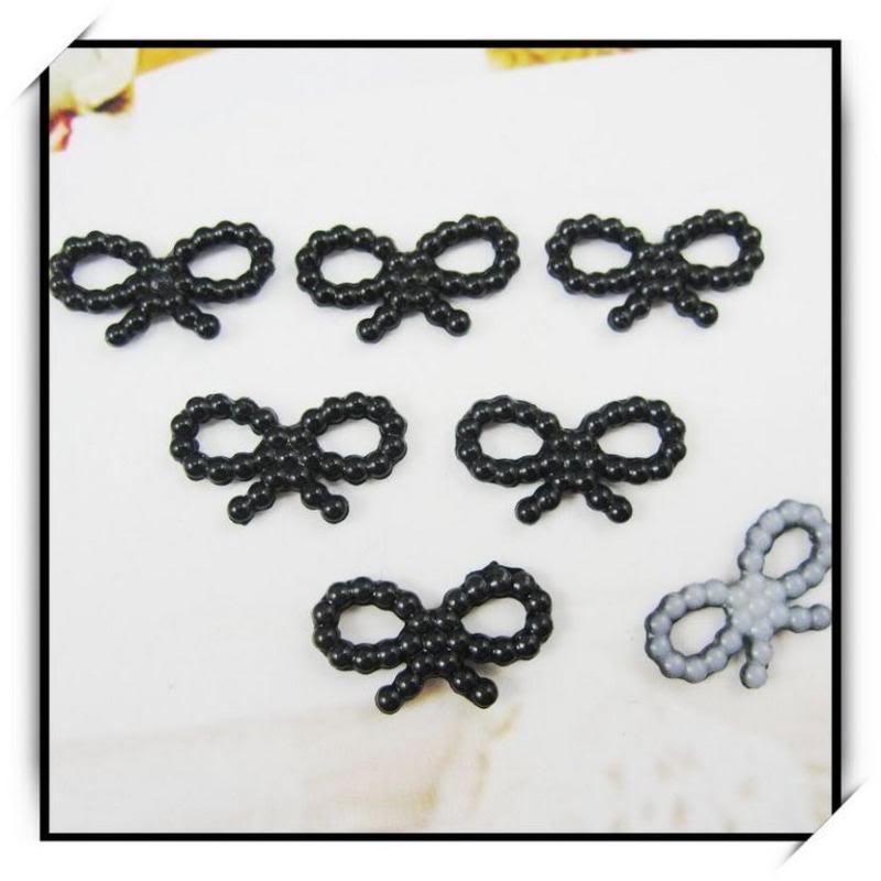 MajorCrafts 150pcs 18mm x 10mm Black Hollow Bowknot Butterfly Resin Pearls