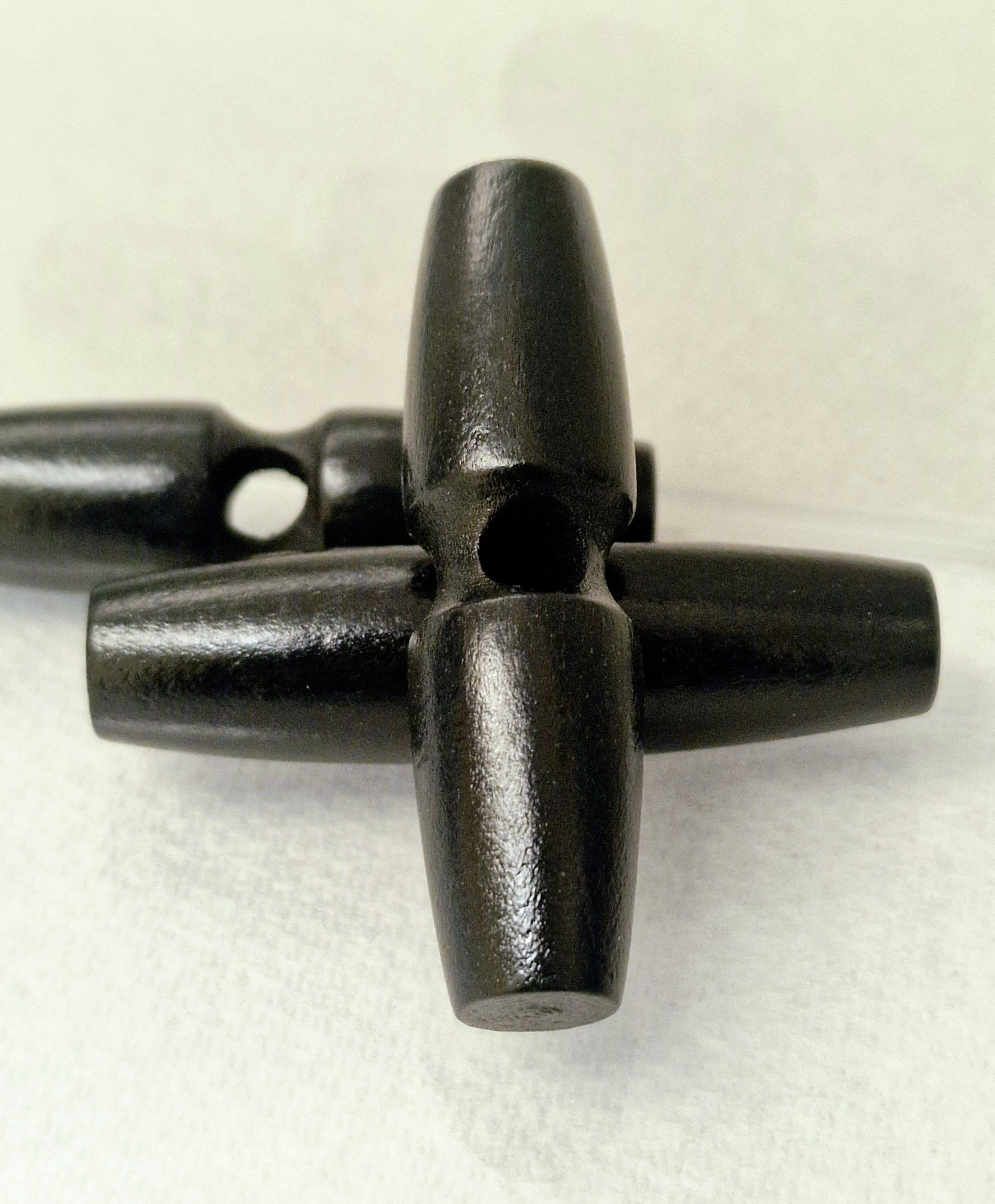 MajorCrafts 8pcs 55mm Black 1 Hole Barrel Shape Large Sewing Toggle Wooden Buttons