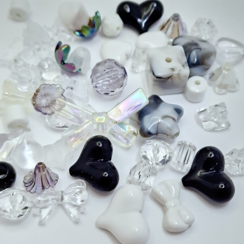 MajorCrafts 50g Black & White Theme Mixed Shapes & Sizes Acrylic Beads