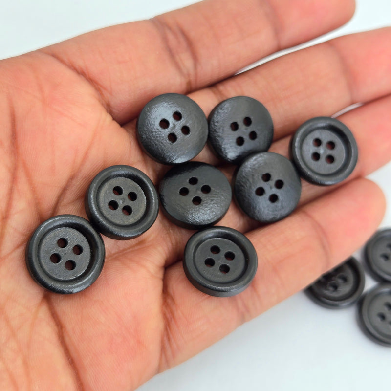 MajorCrafts 44pcs 15mm Black Round 4 Holes Wood Sewing Buttons