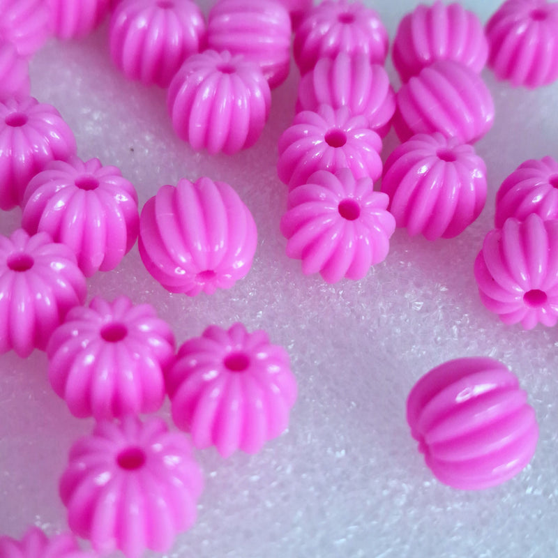 MajorCrafts 48pcs 10mm Bright Pink Round Pumpkin Resin Beads