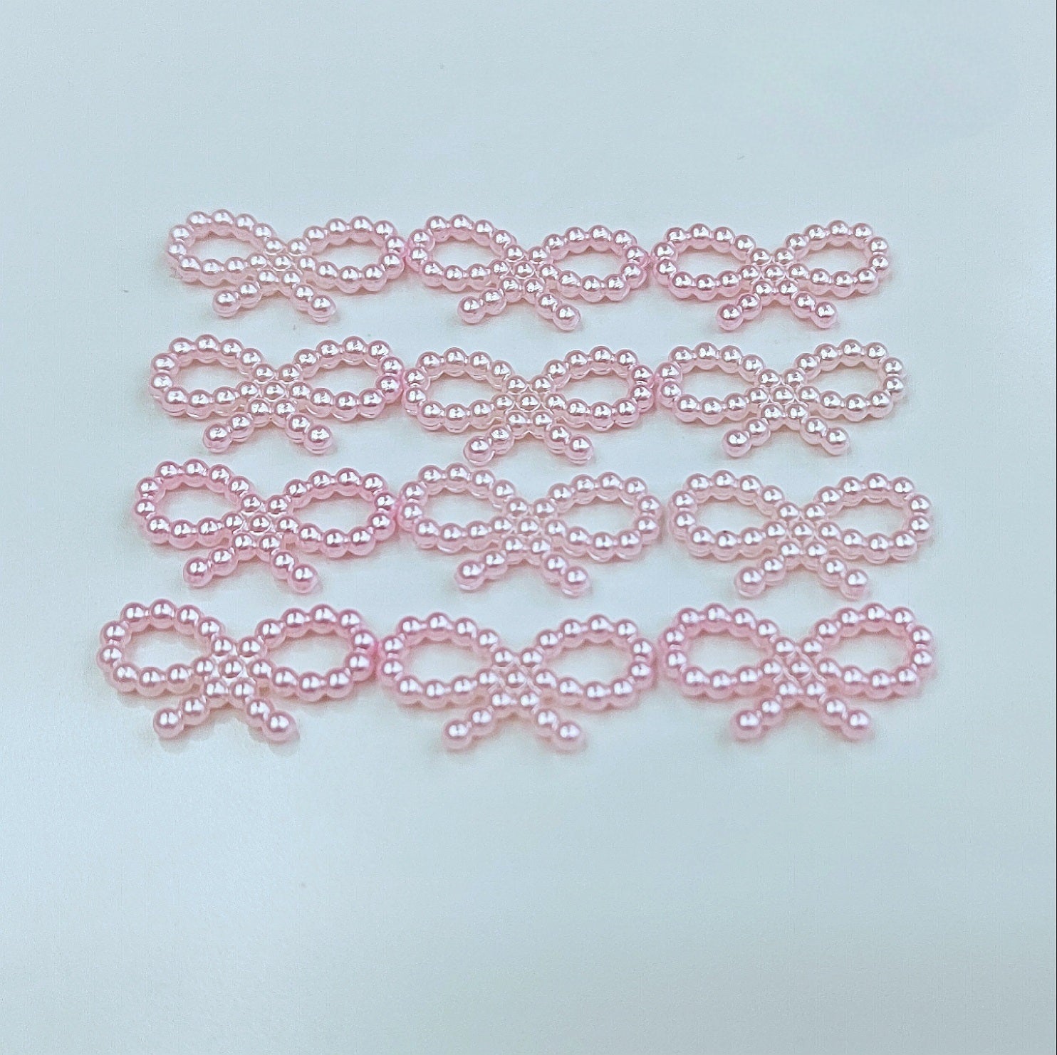 MajorCrafts 150pcs 18mm x 10mm Pale Pink Hollow Bowknot Butterfly Resin Pearls