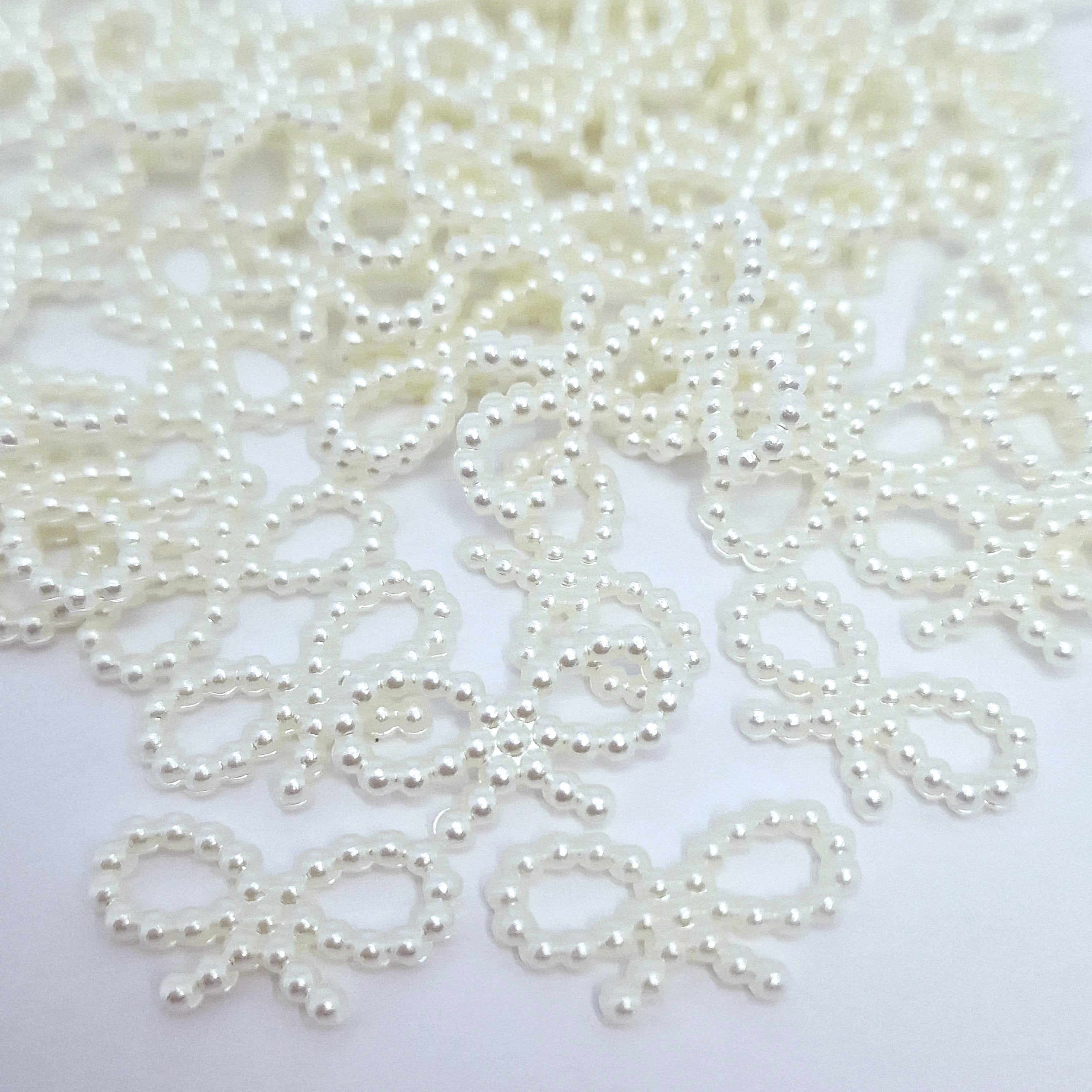 MajorCrafts 150pcs 18mm x 10mm Cream Ivory Hollow Bowknot Butterfly Resin Pearls