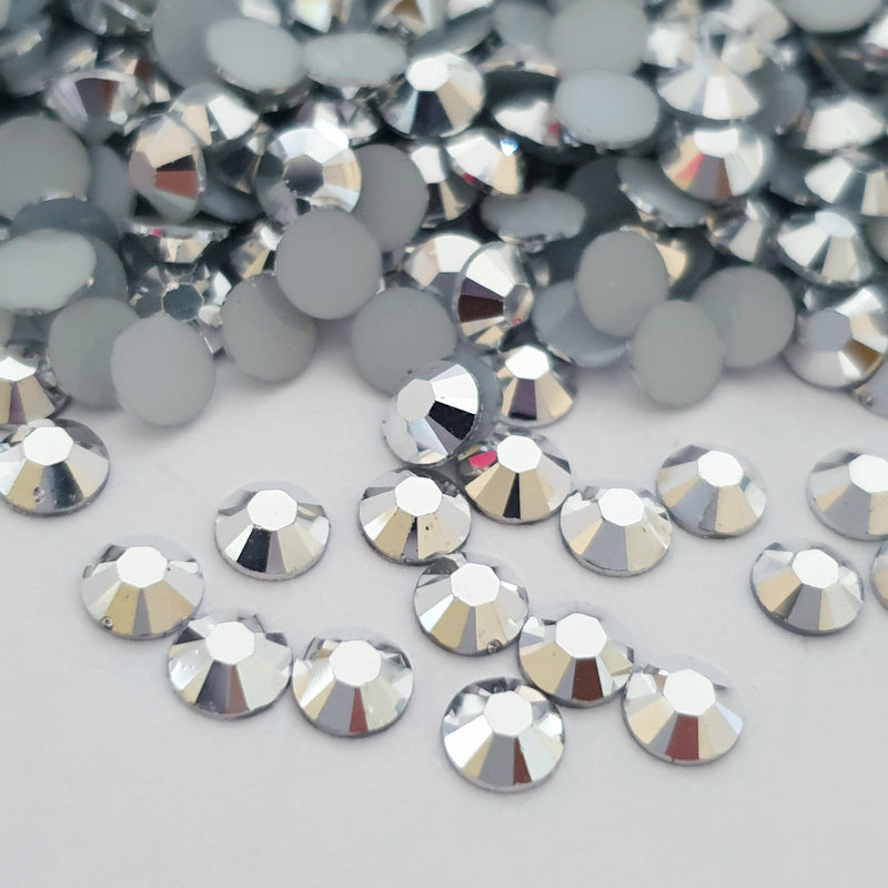MajorCrafts Metallic Silver Flat Back Round 14 Facets Resin Rhinestones C32