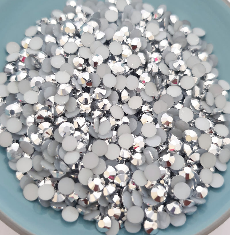 MajorCrafts Metallic Silver Flat Back Round 14 Facets Resin Rhinestones C32