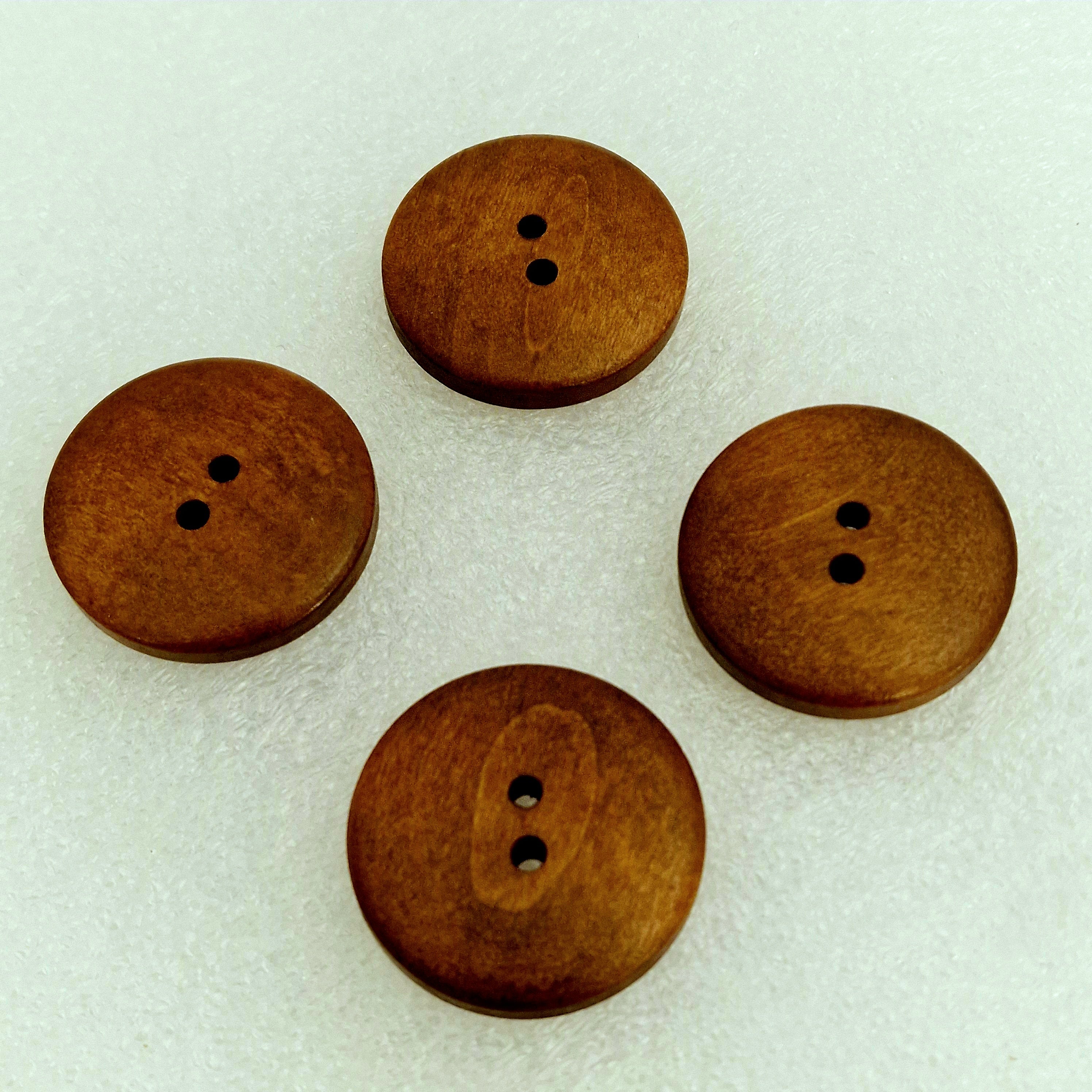 MajorCrafts 16pcs 25mm Coffee Brown 2 Holes Round Wood Sewing Buttons
