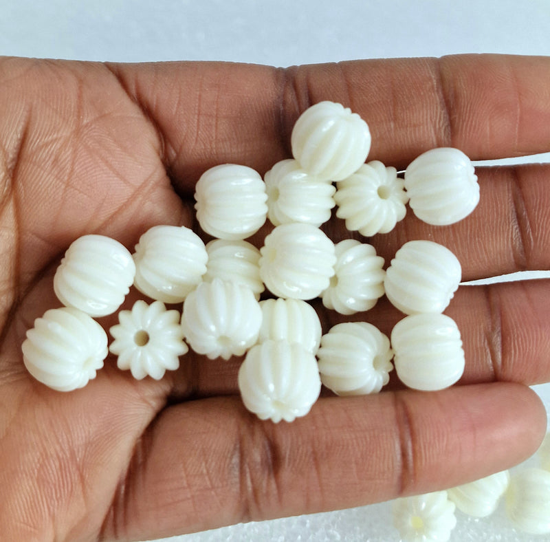 MajorCrafts 48pcs 10mm Cream Round Pumpkin Resin Beads