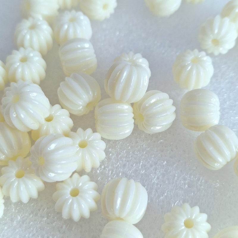 MajorCrafts 48pcs 10mm Cream Round Pumpkin Resin Beads