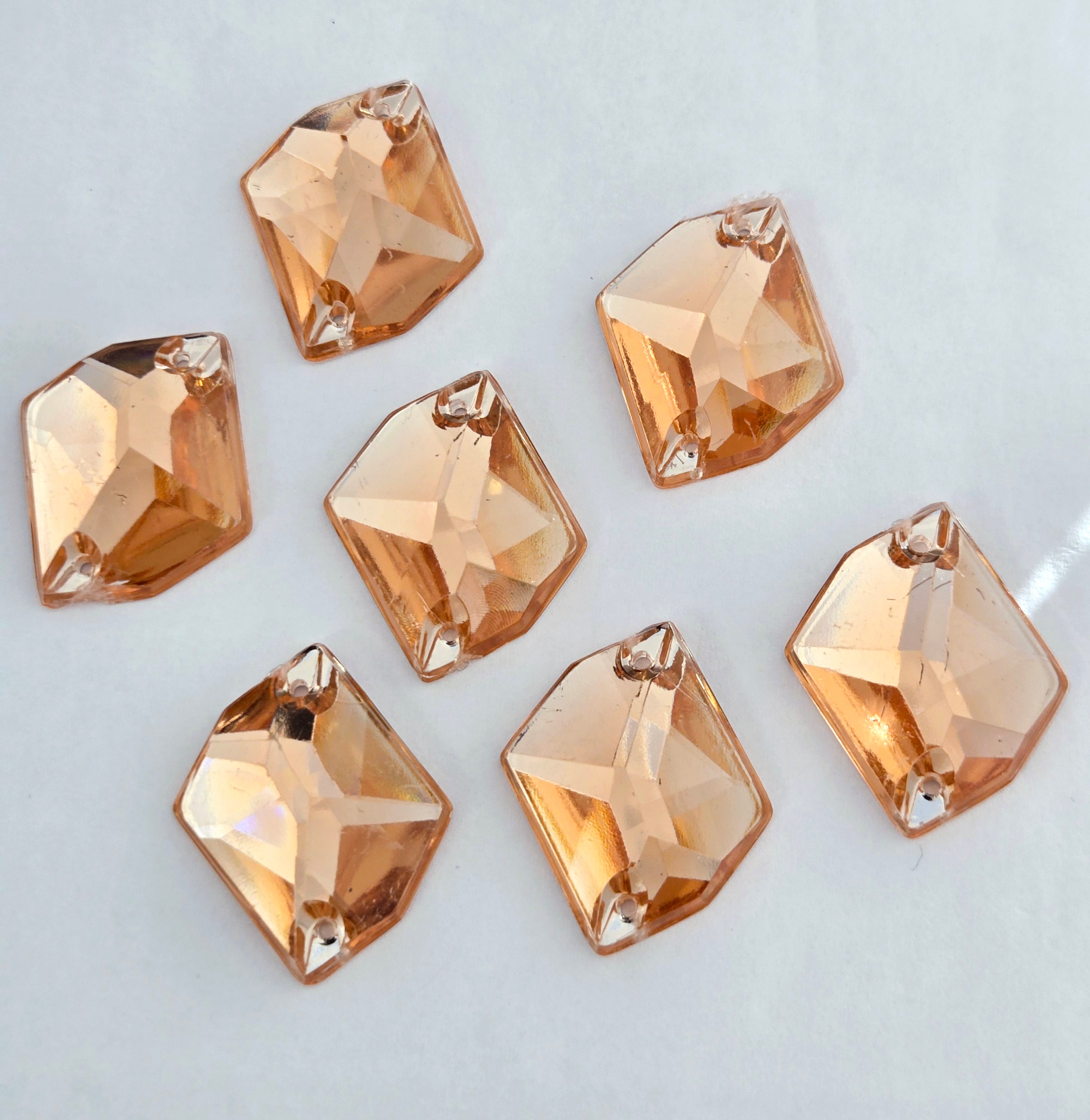 MajorCrafts 24pcs 22mm x 17mm Peach Champagne Hexagon Irregular Acrylic Sewing Rhinestones H03