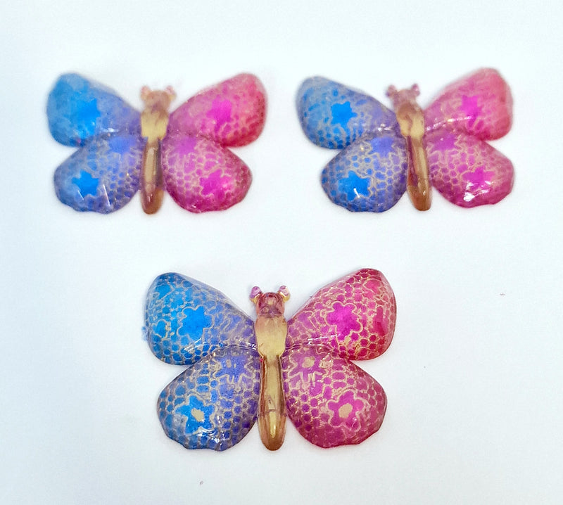 MajorCrafts 4pcs Blue and Pink 25x32mm Flat Back Butterfly Resin Pendants