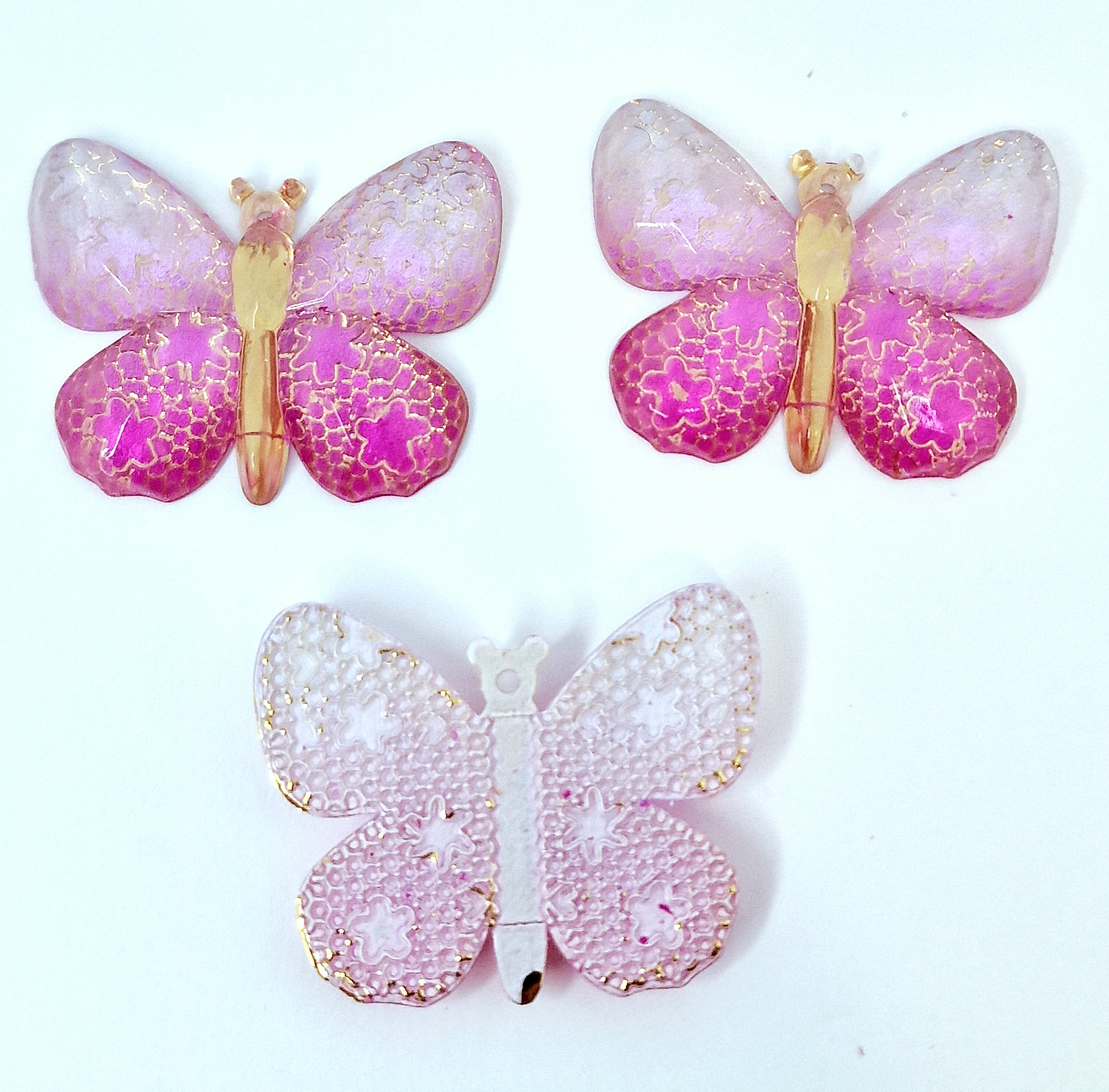 MajorCrafts 4pcs Rose Pink 25x32mm Flat Back Butterfly Resin Pendants