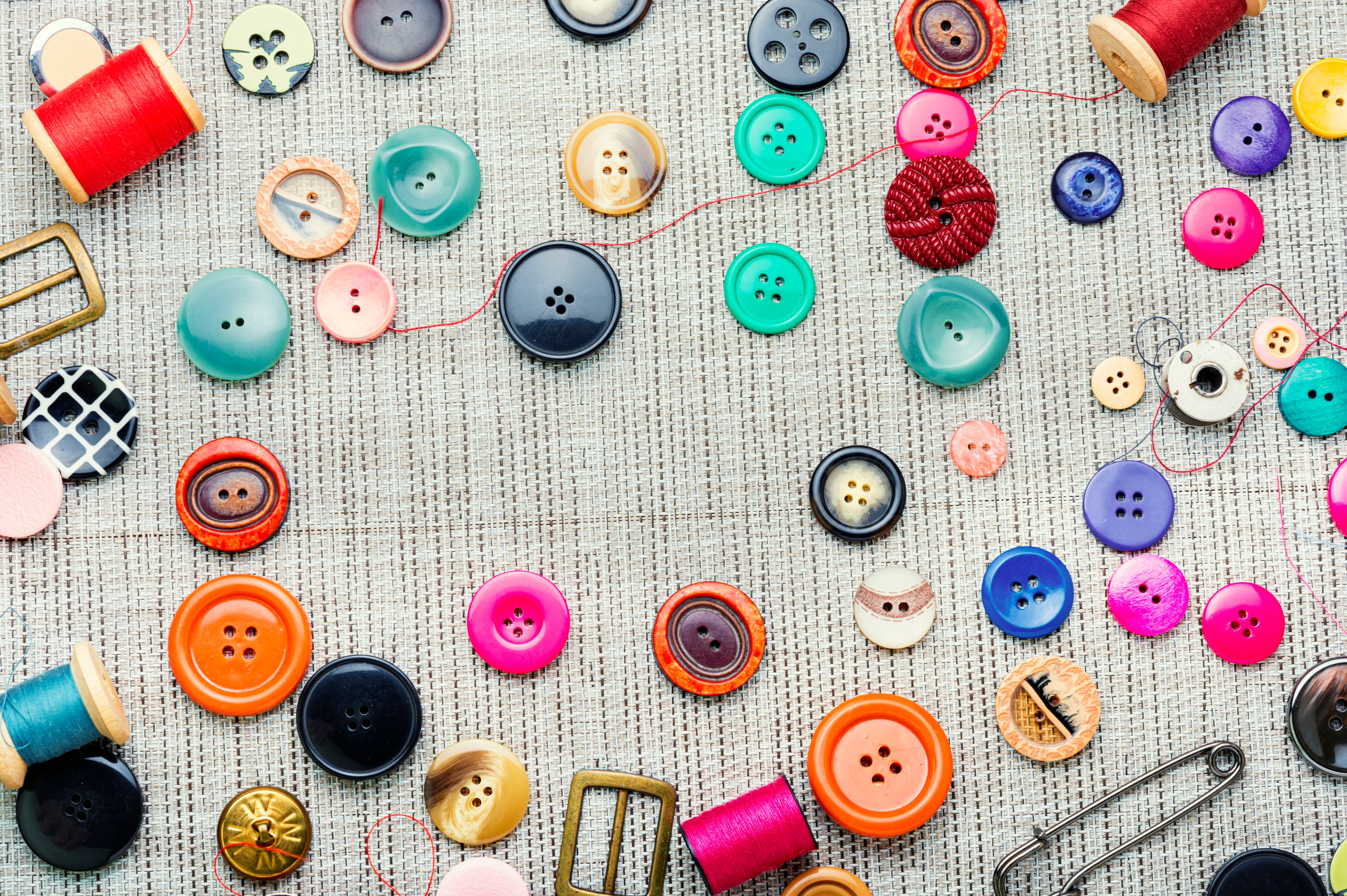 100pcs Mixed Wooden Buttons in Bulk Buttons for Crafts Button Round Co
