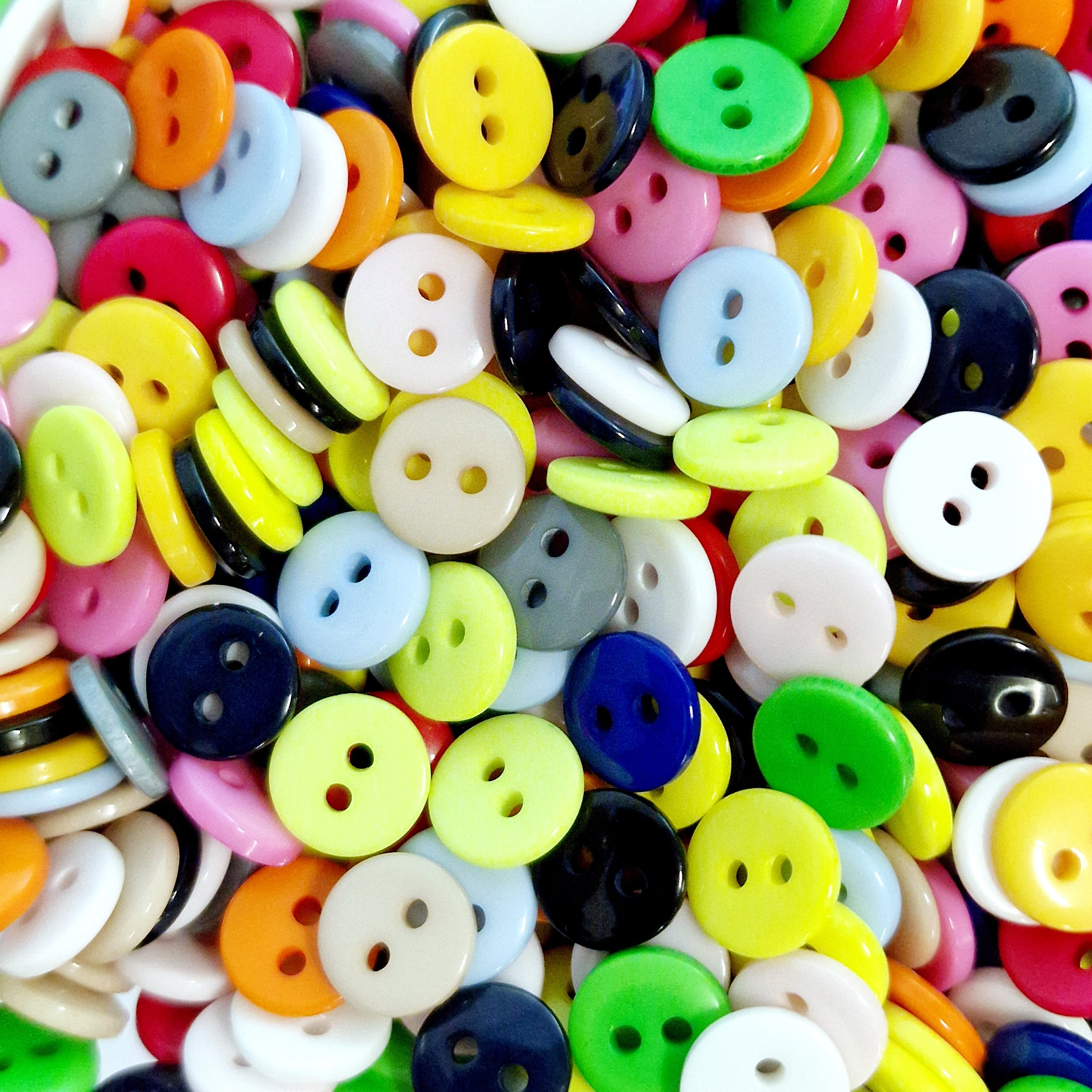 MajorCrafts 120pcs 9mm Mixed Colours Small 2 Holes Round Resin Sewing Buttons