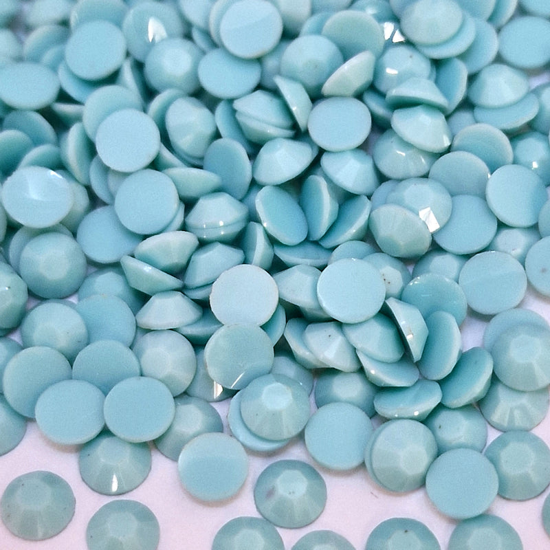 MajorCrafts Solid Sky Blue Flat Back Round 14 Facets Resin Rhinestones