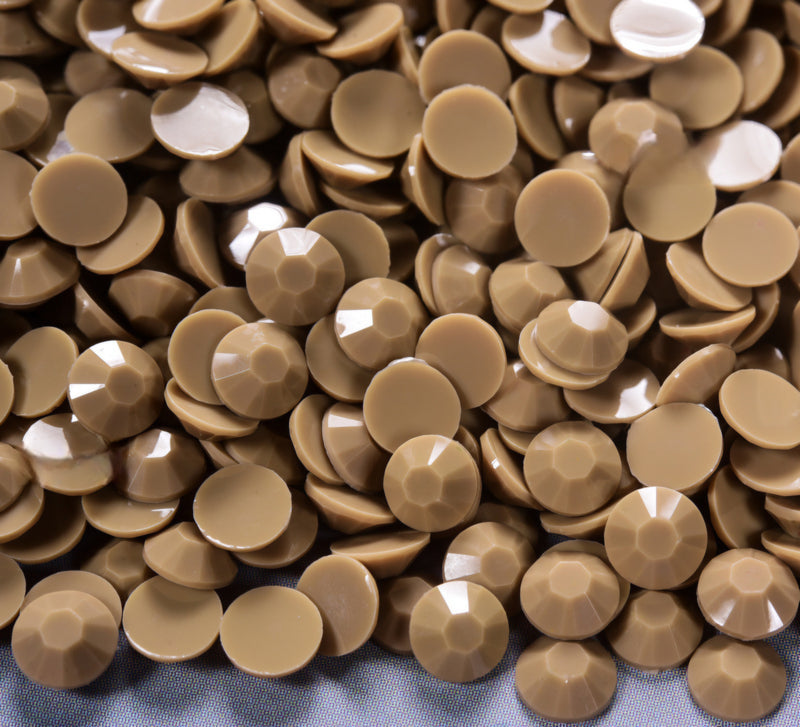 MajorCrafts Solid Light Brown Flat Back Round 14 Facets Resin Rhinestones