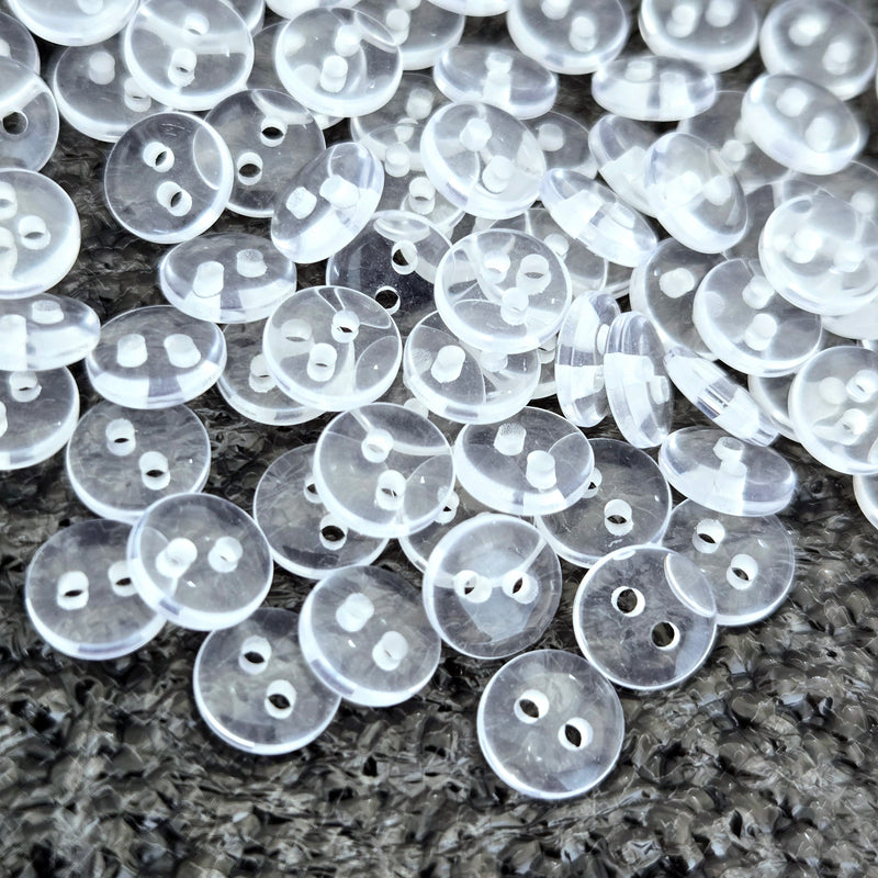 MajorCrafts 100pcs 7.5mm Transparent Clear 2 Holes Small Round Resin Sewing Buttons