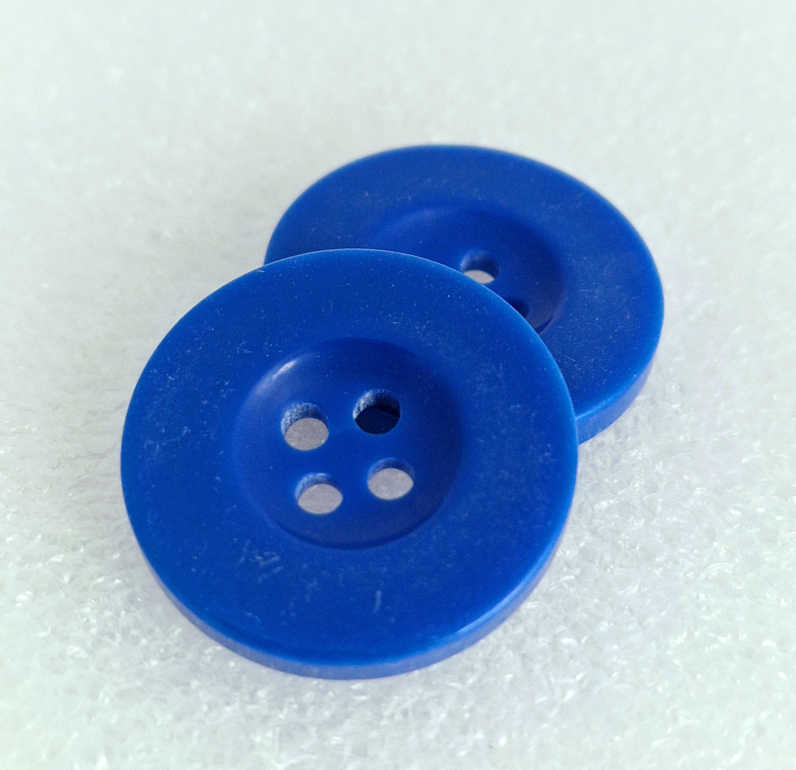 MajorCrafts 16pcs 25mm Royal Blue 4 Holes Round Resin Sewing Buttons