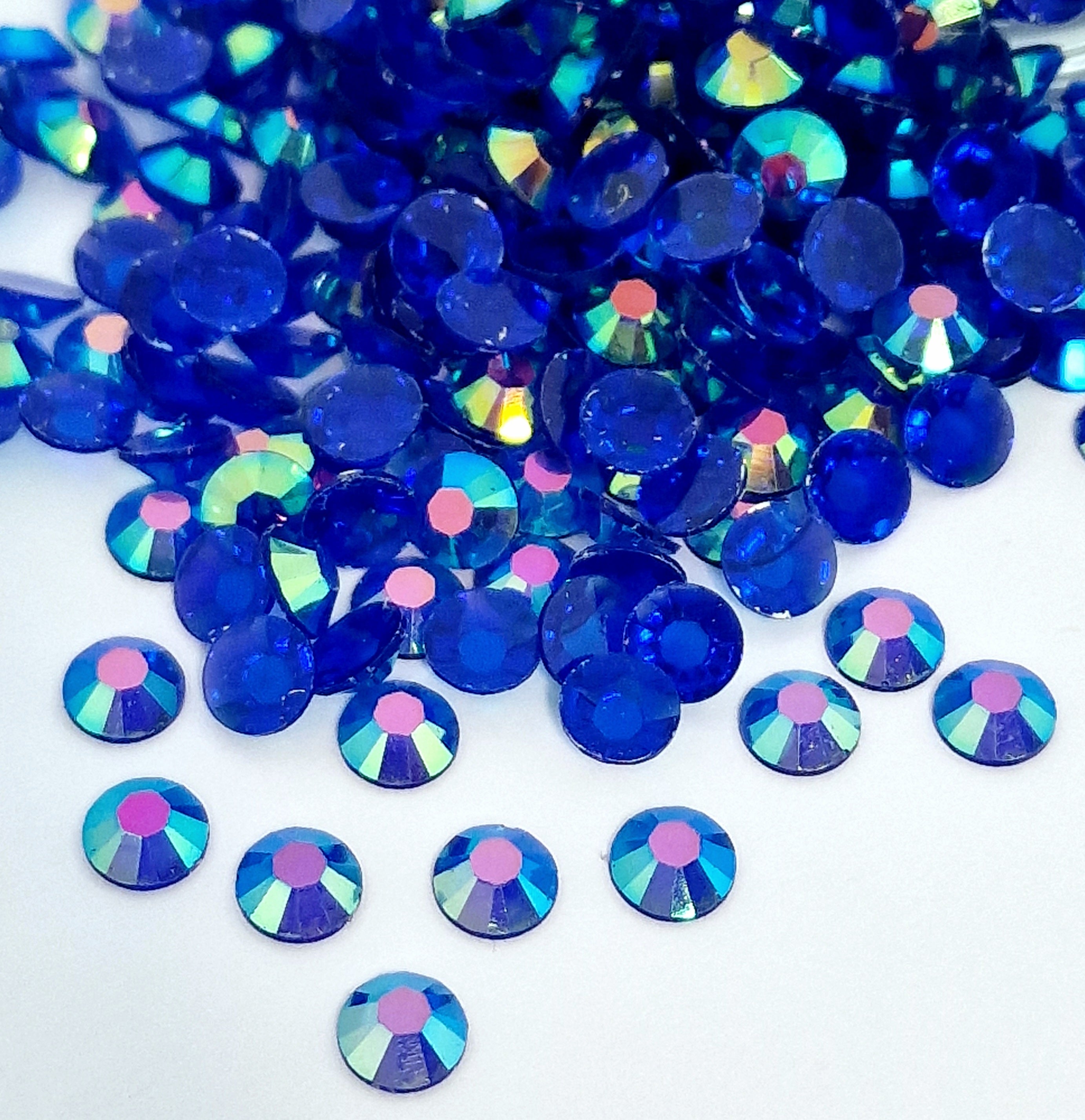 MajorCrafts Clear Sapphire Blue AB Flat Back Round 14 Facets Resin Rhinestones T36