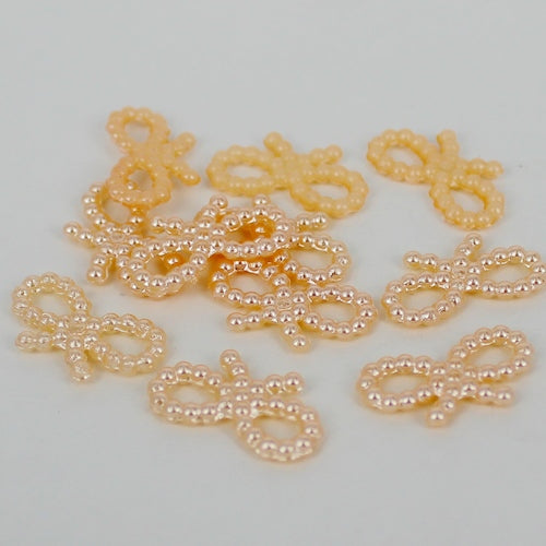 MajorCrafts 150pcs 18mm x 10mm Champagne Hollow Bowknot Butterfly Resin Pearls