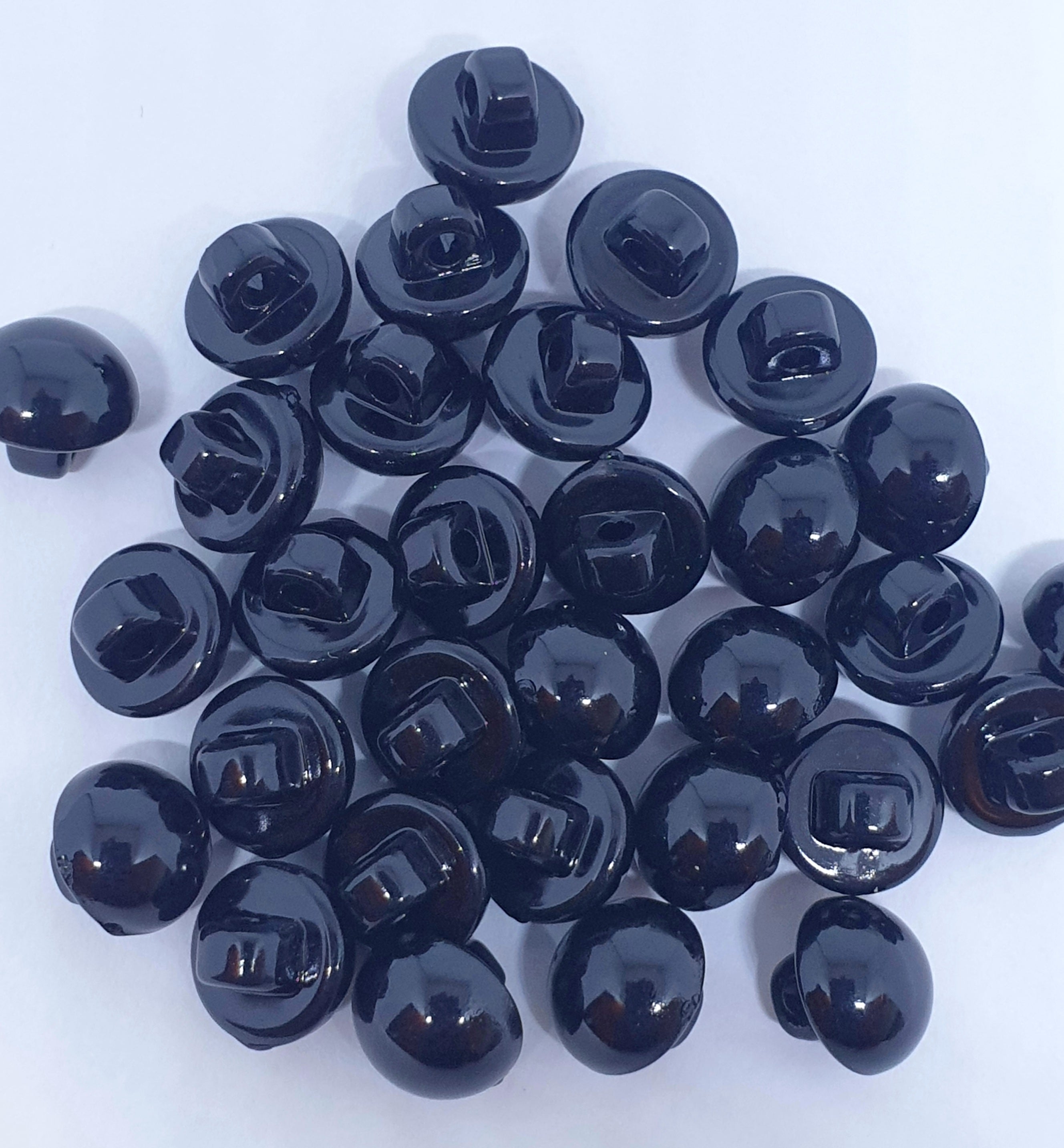 MajorCrafts 30pcs 10mm Black High-Grade Acrylic Small Round Sewing Mushroom Shank Buttons