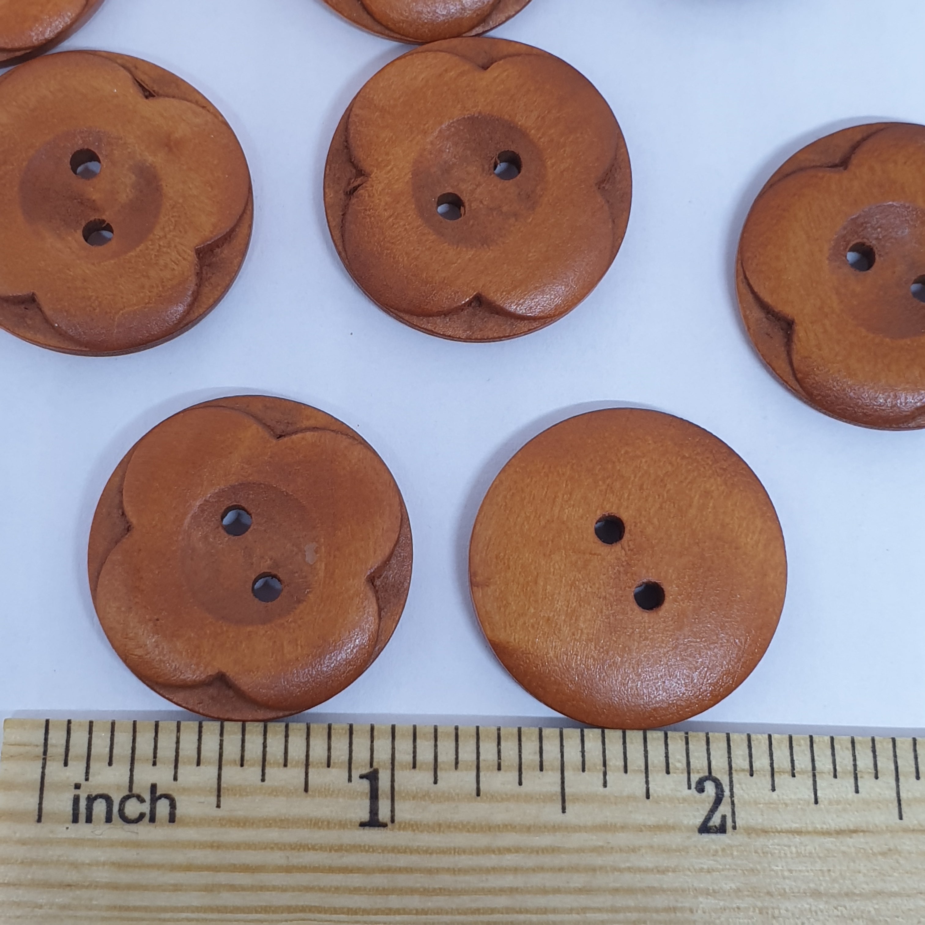 MajorCrafts 12pcs 25mm Clay Brown Carved Flower 2 Holes Round Wooden Sewing Buttons