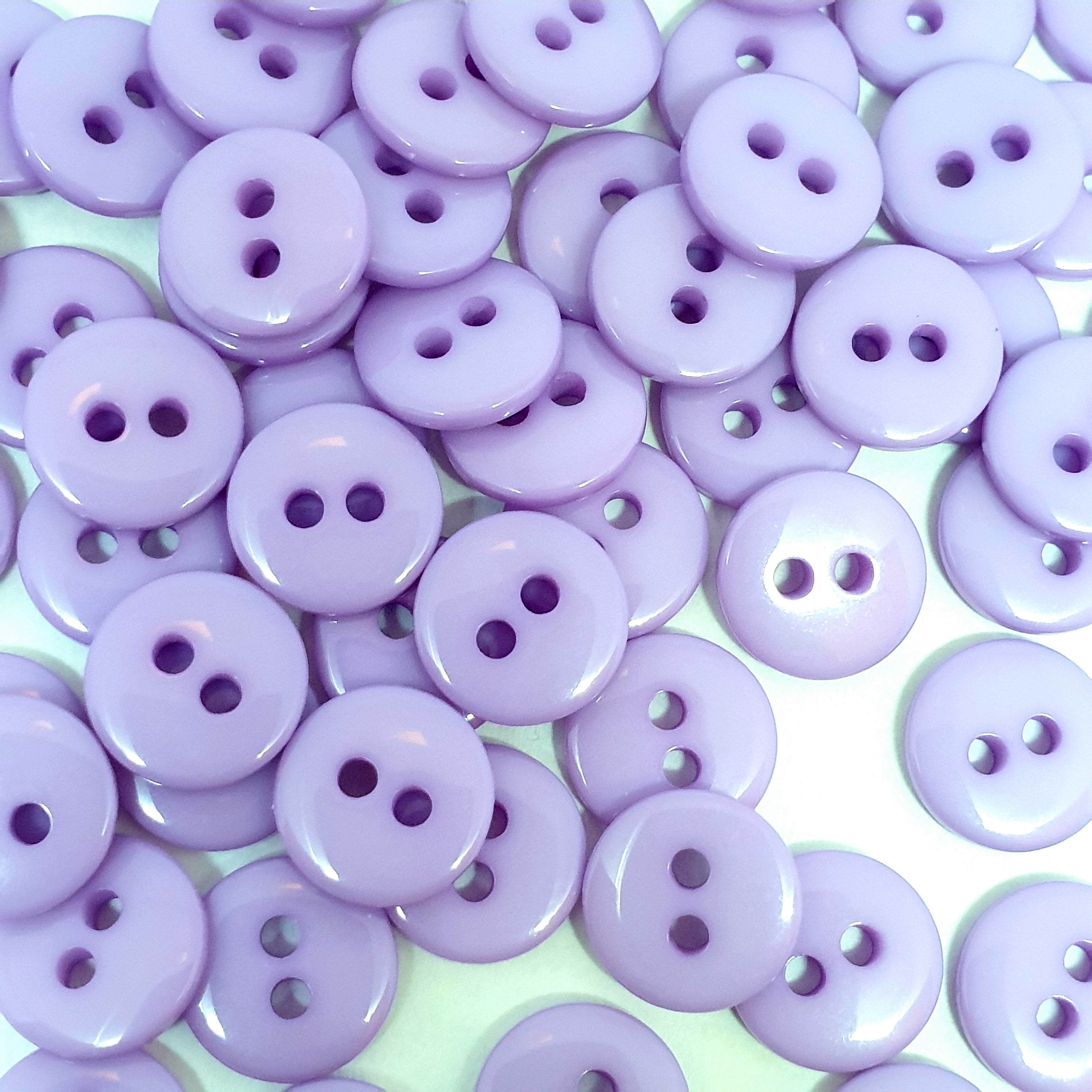MajorCrafts 120pcs 10mm Light Purple 2 Holes Small Round Resin Sewing Buttons B13