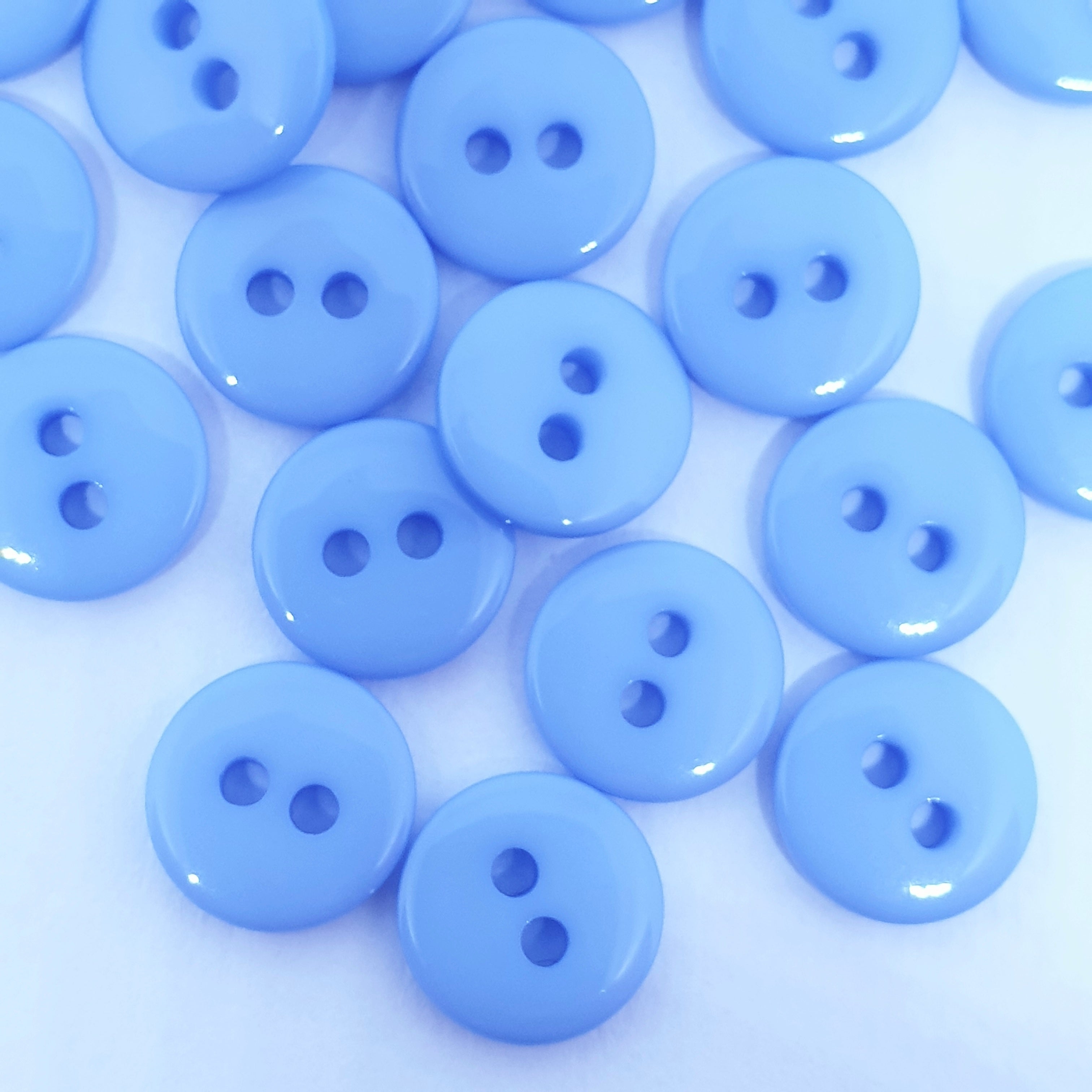 MajorCrafts 120pcs 9mm Light Blue Small 2 Holes Round Resin Sewing Buttons B19