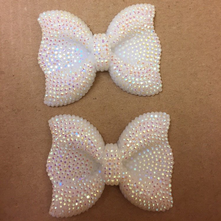 MajorCrafts 3pcs 54mm x 42mm White AB Flat Back Large Chunky Resin Rhinestone Bows C01