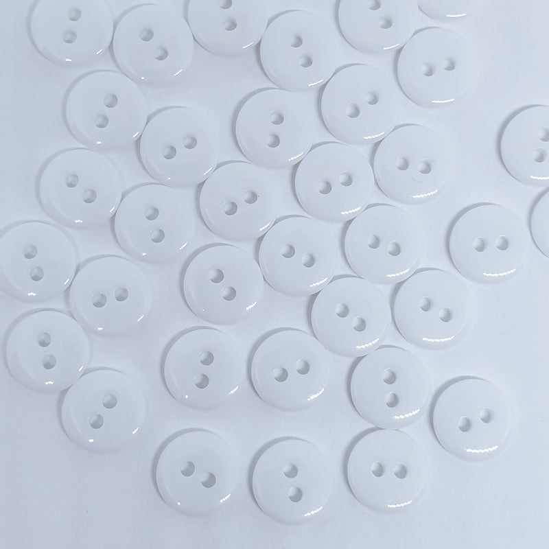 MajorCrafts 100pcs 11.5mm White 2 Holes Small Round Resin Sewing Buttons