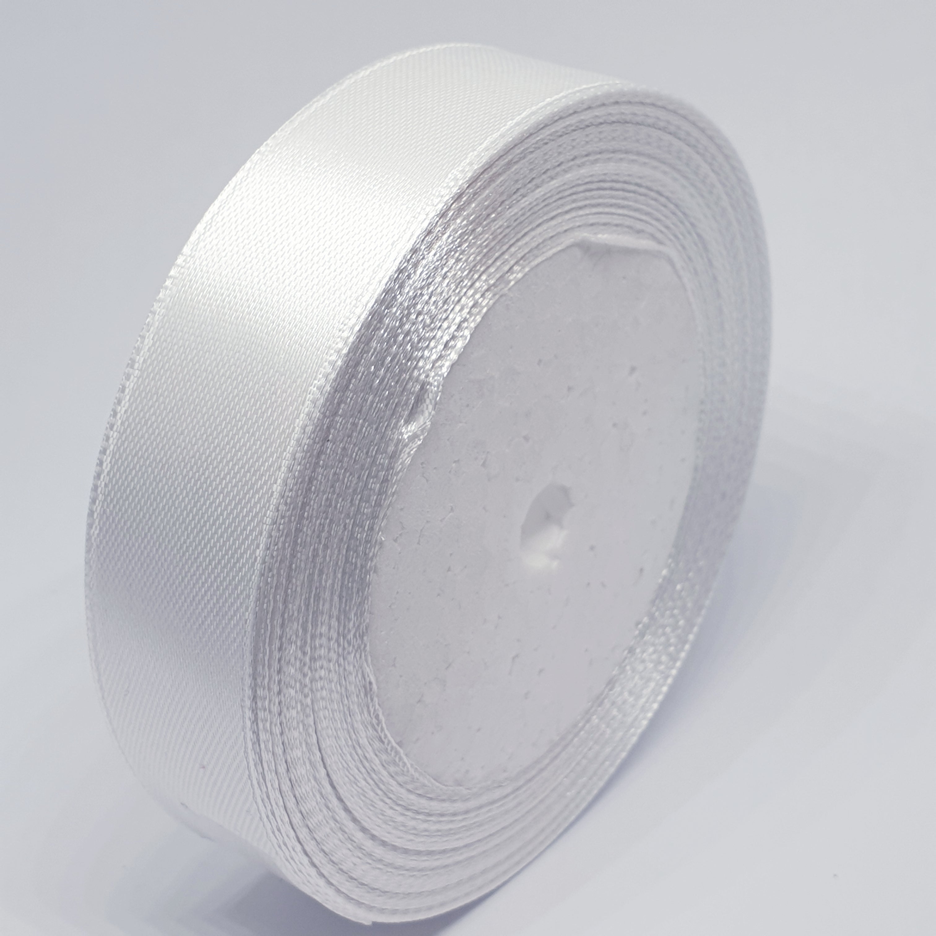 MajorCrafts 25mm 22metres White Single Sided Satin Fabric Ribbon Roll R01