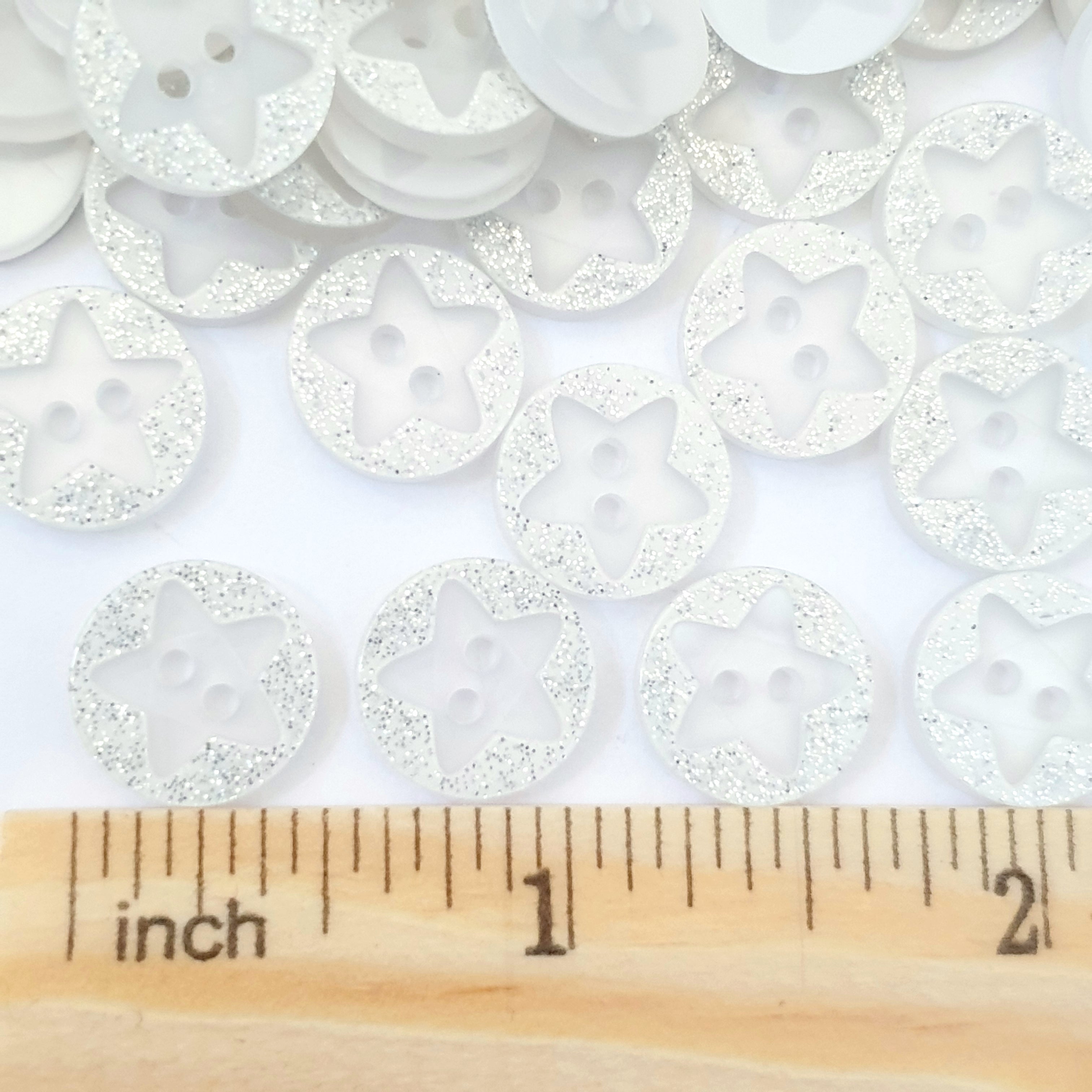 MajorCrafts 40pcs 12.5mm White Glittered 'Star Engraved' 2 Holes Round Sewing Resin Buttons