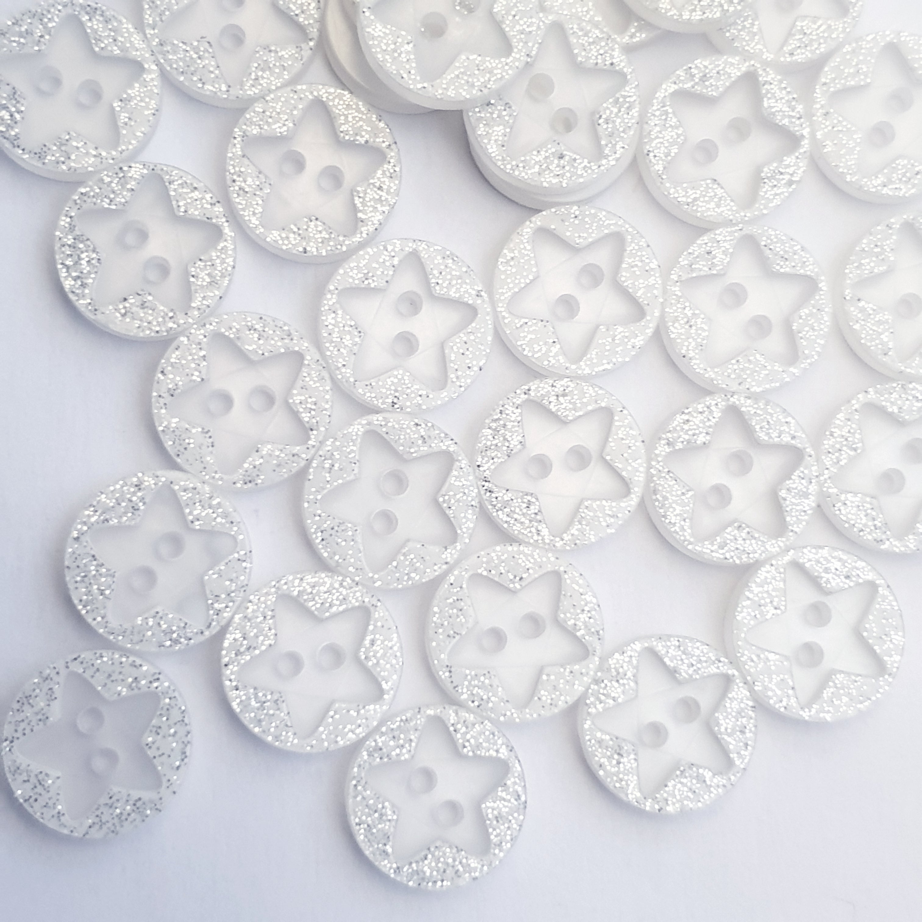 MajorCrafts 40pcs 12.5mm White Glittered 'Star Engraved' 2 Holes Round Sewing Resin Buttons