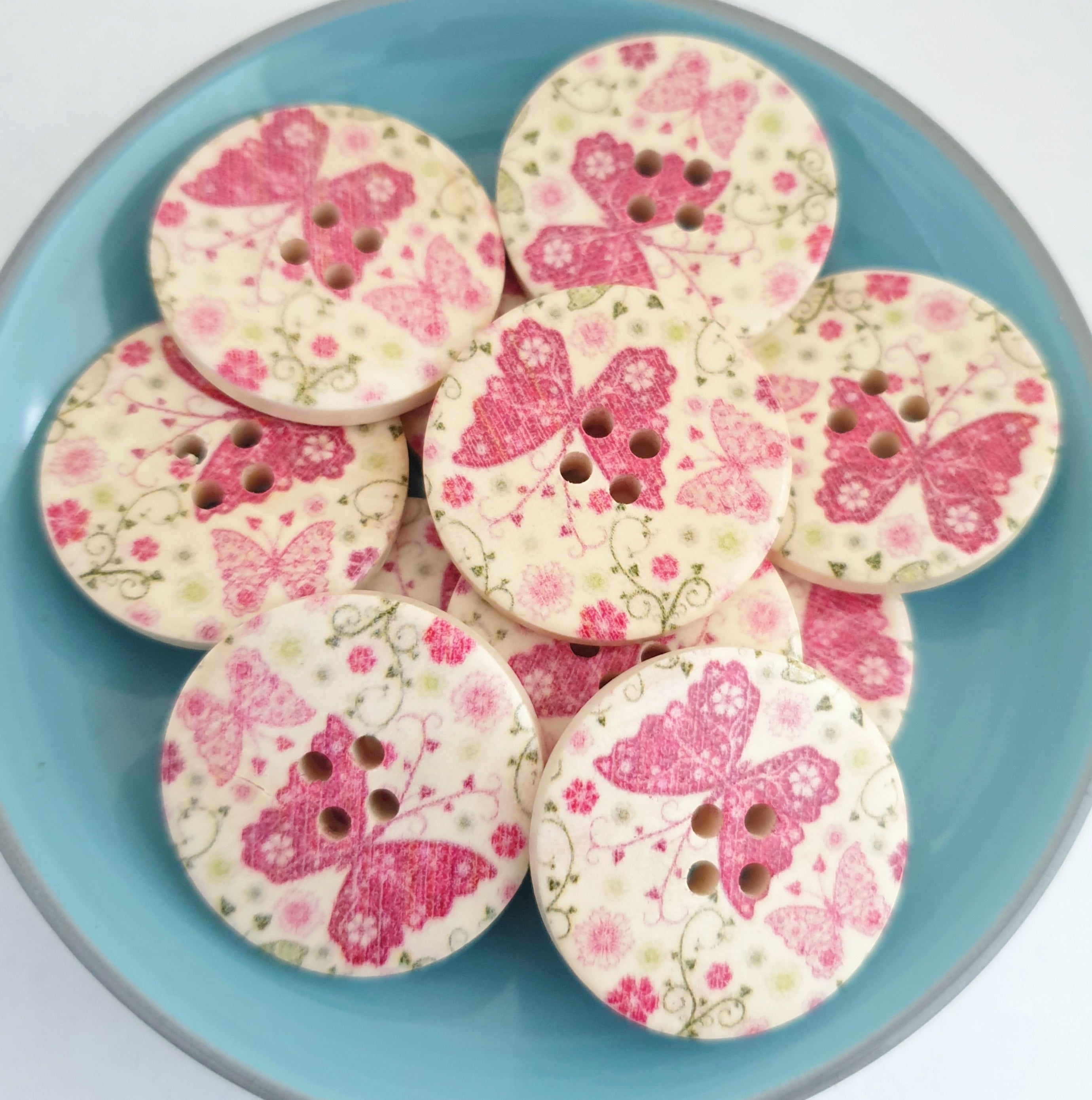 MajorCrafts 16pcs 30mm Pink Butterfly & Floral Pattern  4 Holes Round Large Wooden Sewing Buttons
