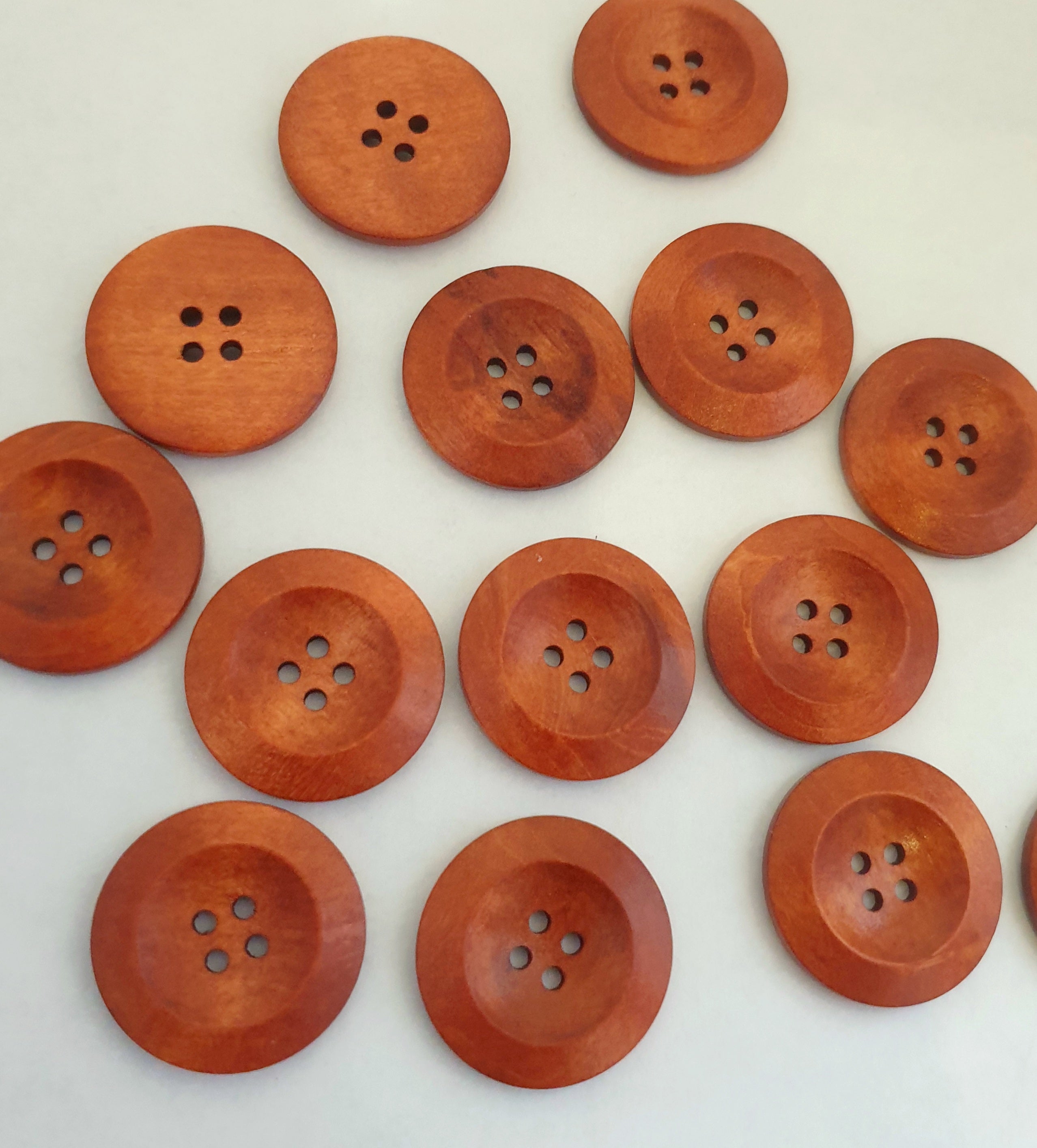 MajorCrafts 16pcs 30mm Ginger Brown Deep Circle Design Round 4 Holes Large Wooden Sewing Buttons