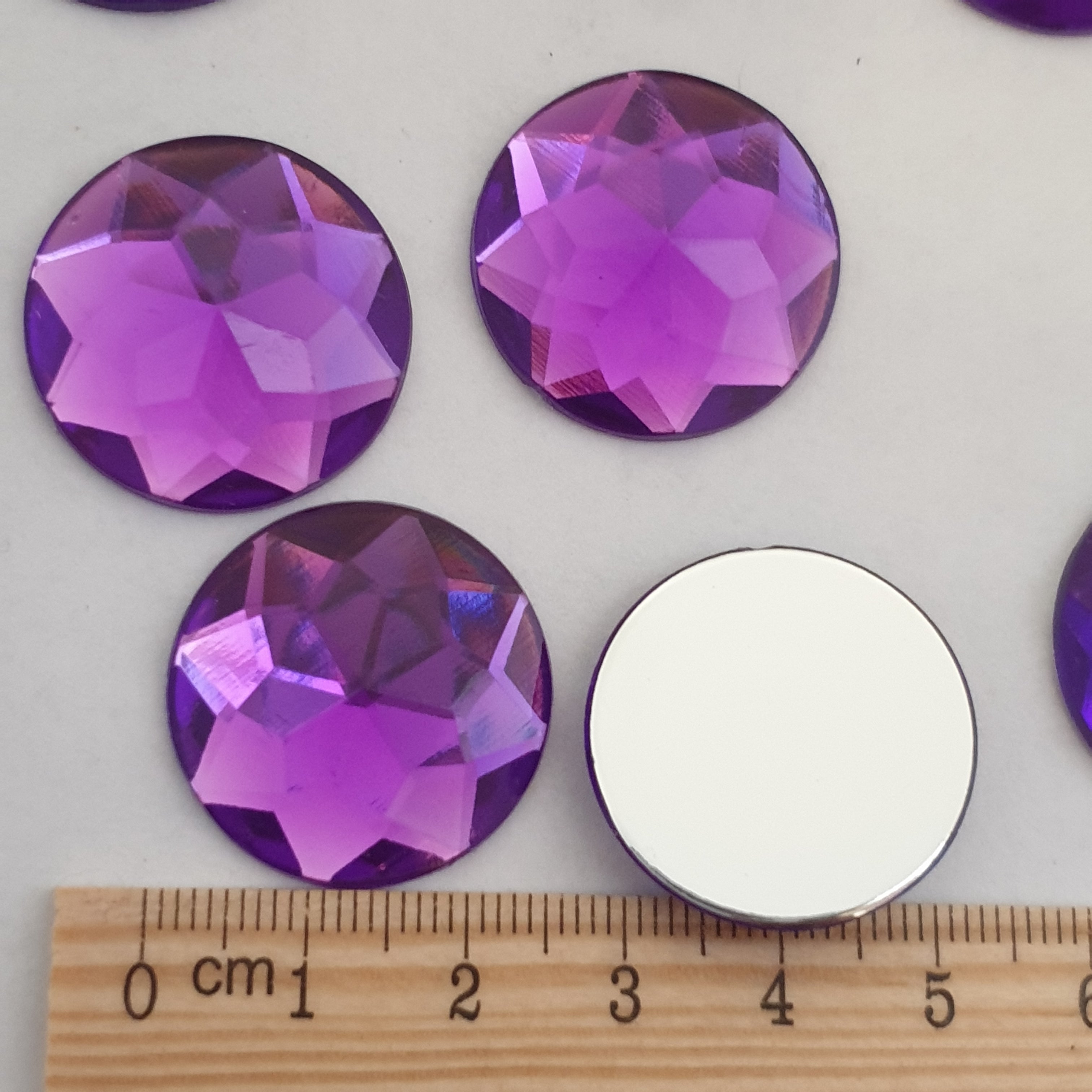 MajorCrafts 16pcs 25mm Royal Purple Star Facets Flat Back Large Round Acrylic Rhinestones