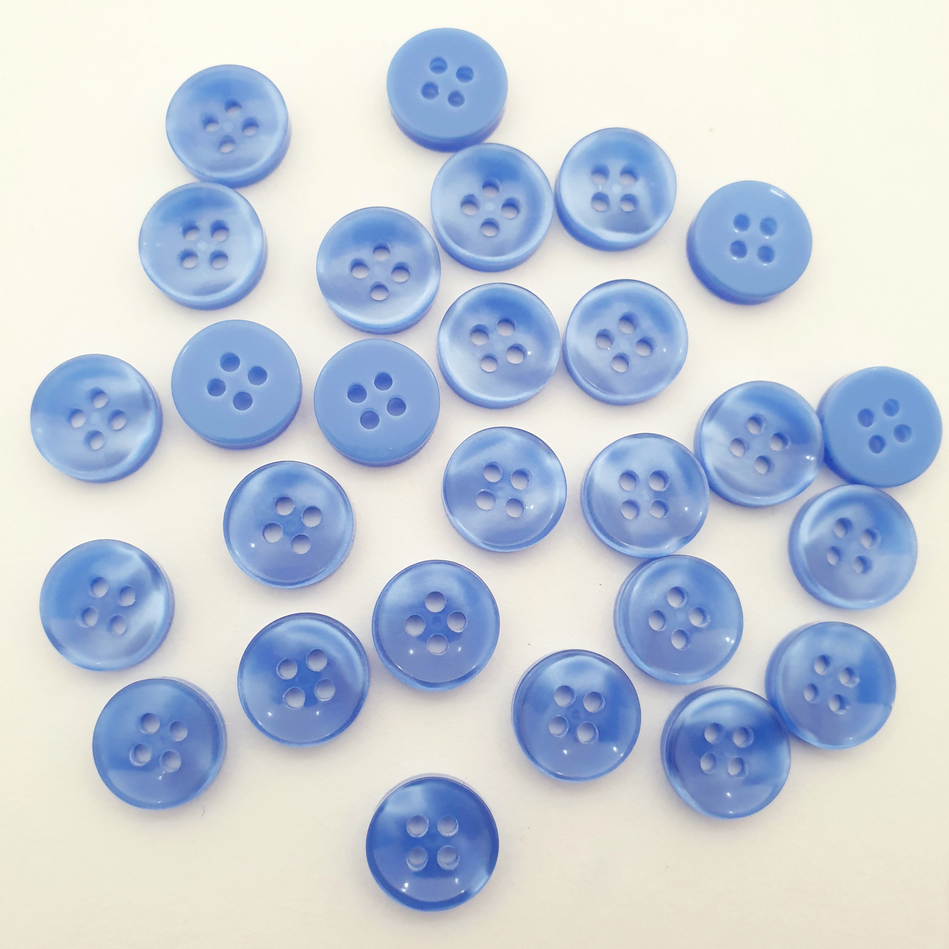 MajorCrafts 80pcs 11.5mm Sky Blue Pearlescent 4 Holes High-Grade Round Resin Small Sewing Buttons