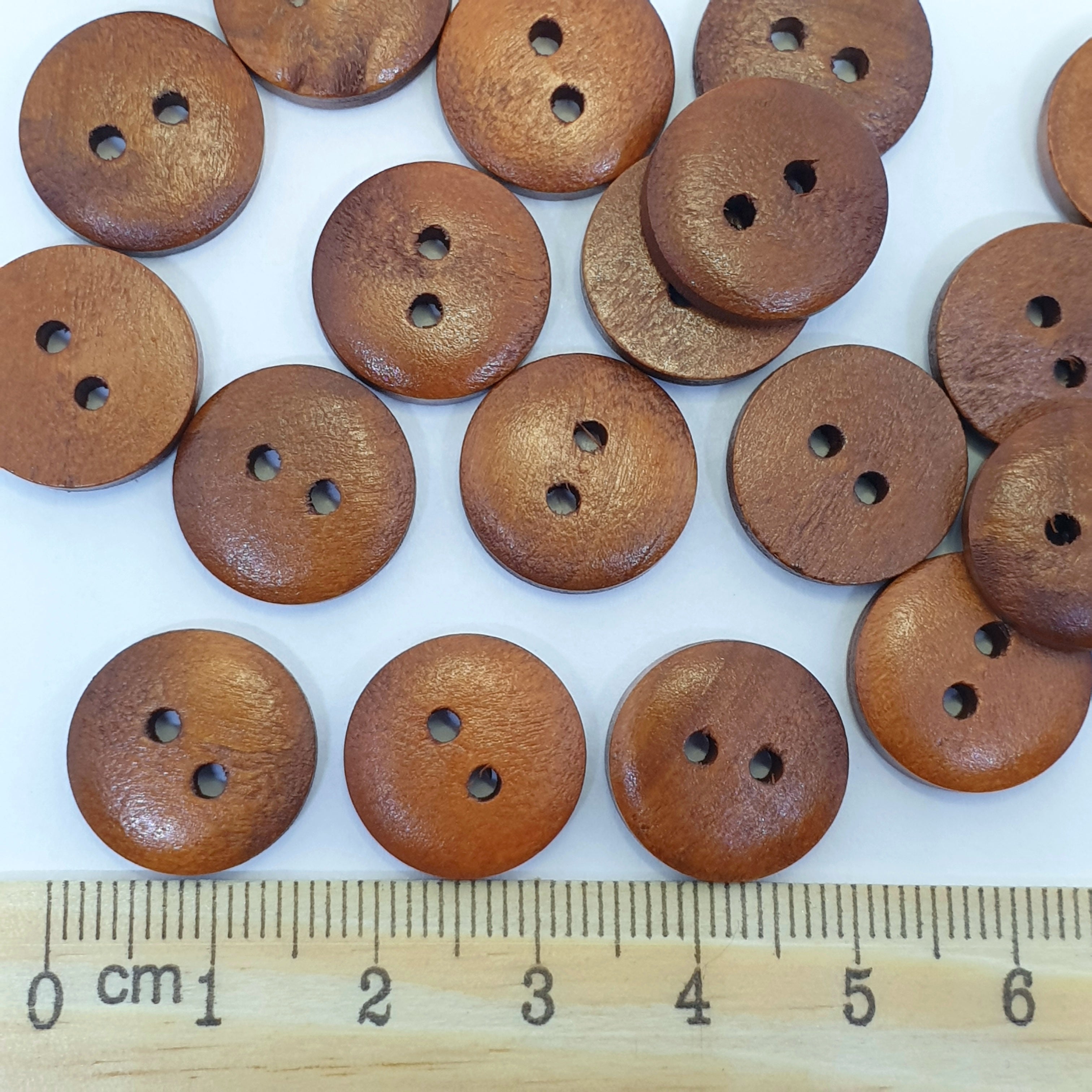 MajorCrafts 30pcs 15mm Coffee Brown 2 Holes Round Wooden Sewing Buttons
