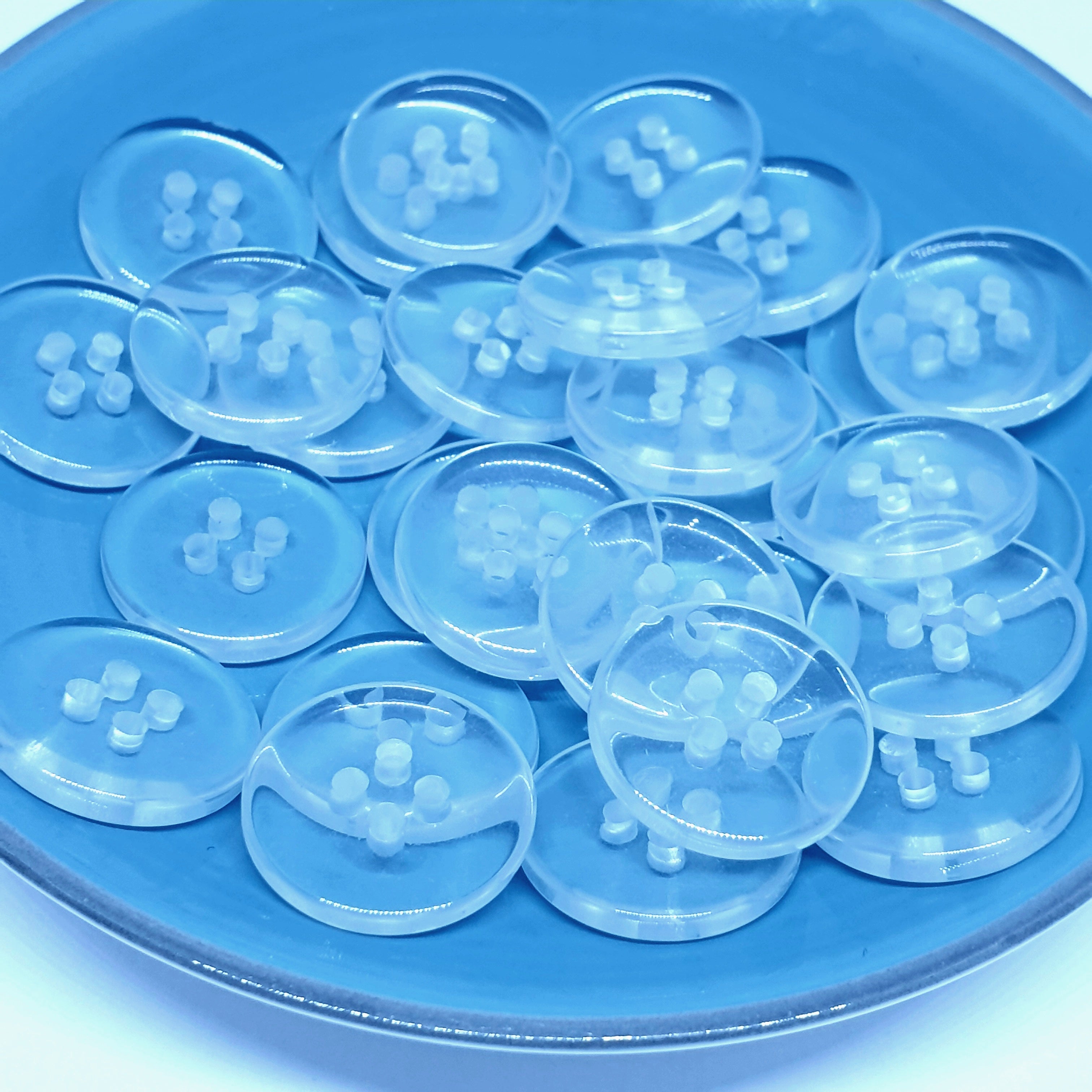 MajorCrafts 50pcs 18mm Transparent Clear 4 Holes Round Resin Sewing Buttons