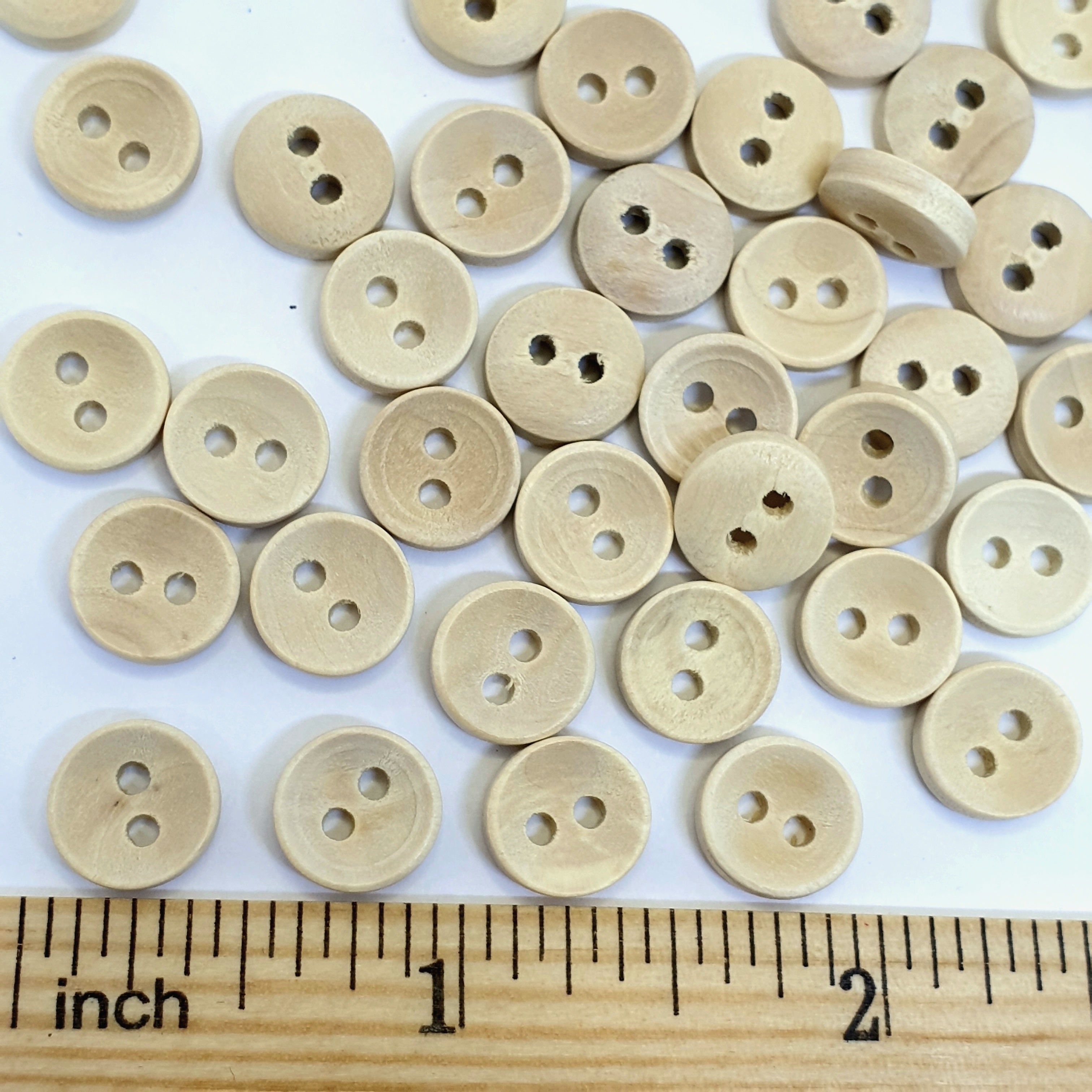 MajorCrafts 48pcs 10mm Light Brown Plain Round 2 Holes Small Wooden Sewing Buttons