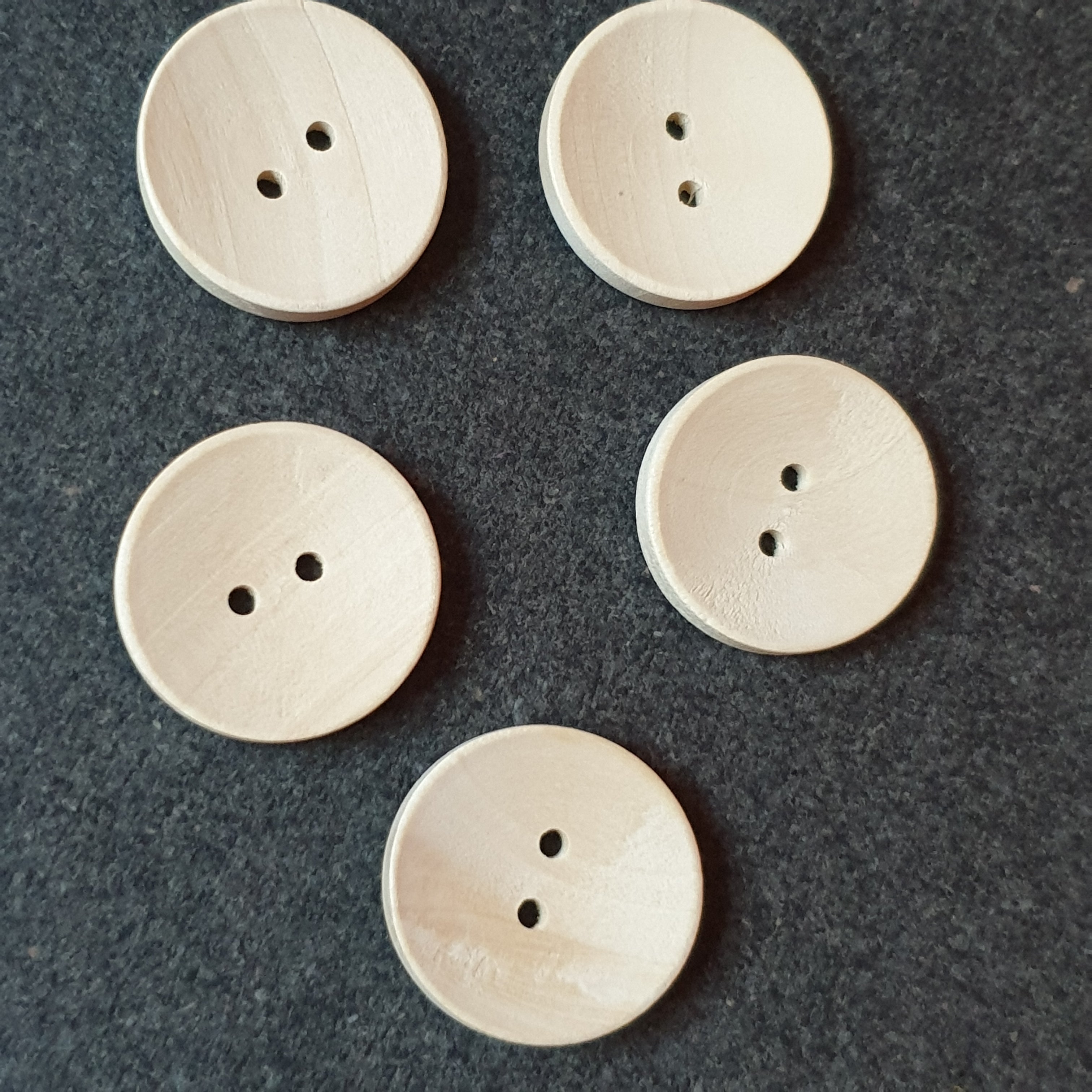 MajorCrafts 24pcs 25mm Light Brown Plain 2 Holes Round Large Wooden Sewing Buttons
